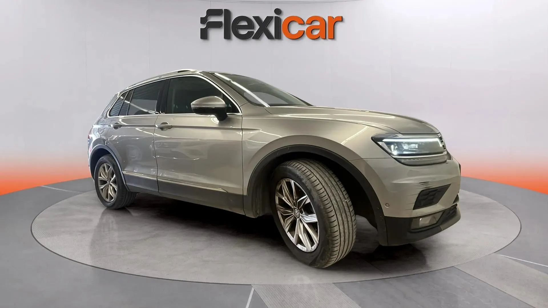 Volkswagen Tiguan Advance 2.0 TDI DSG