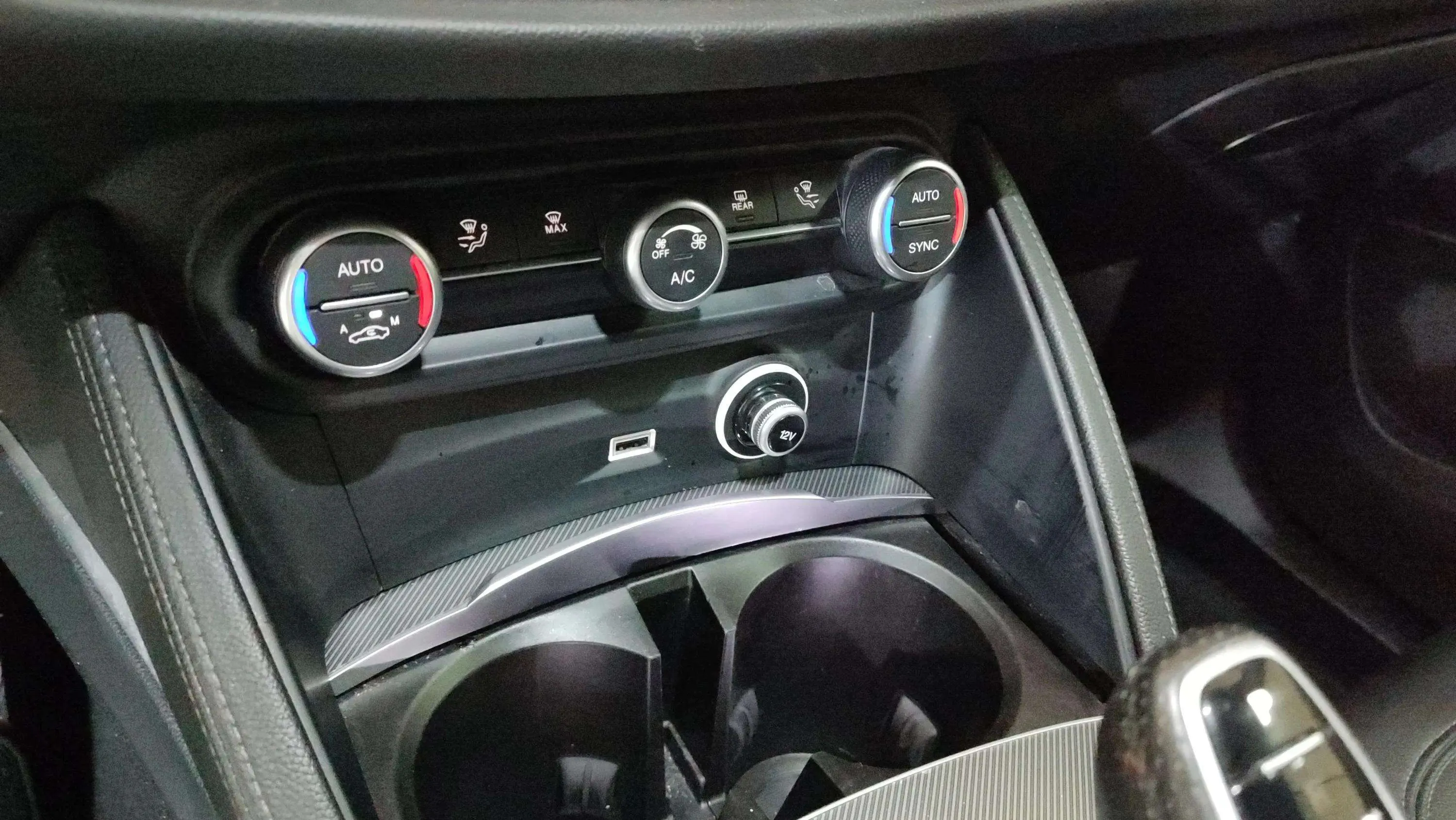 Alfa Romeo Stelvio 2.2 Diesel Sprint AWD - foto 11