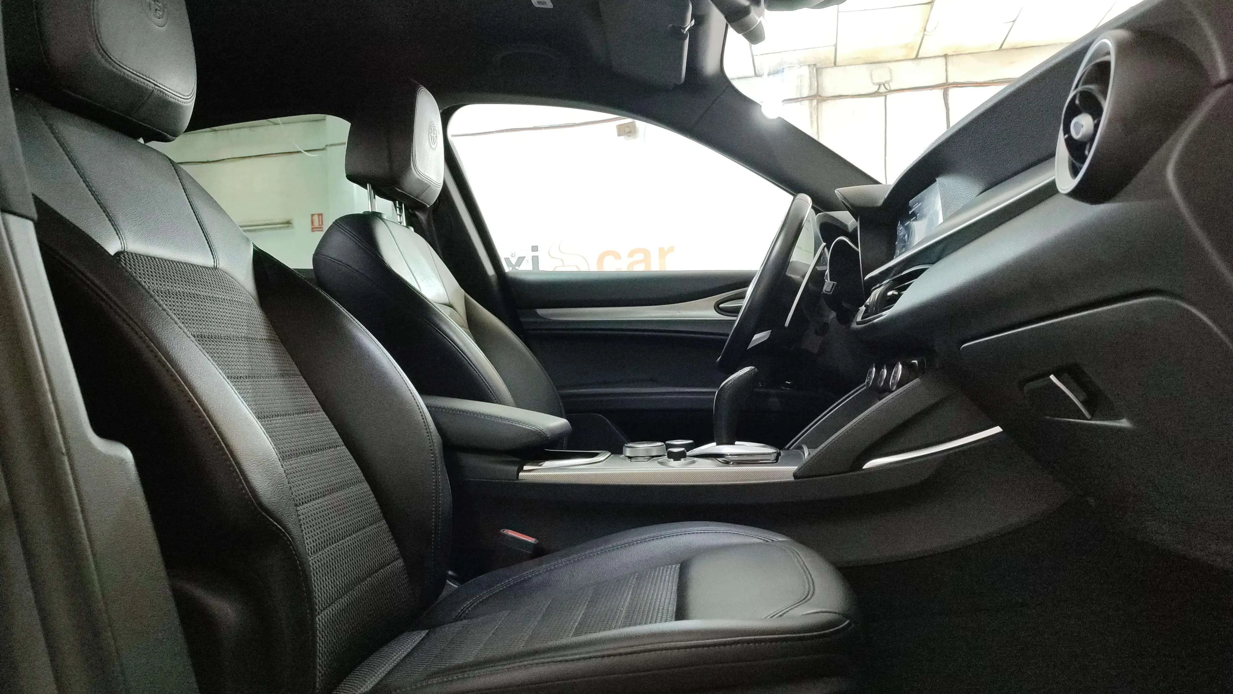 Alfa Romeo Stelvio 2.2 Diesel Sprint AWD - foto 22