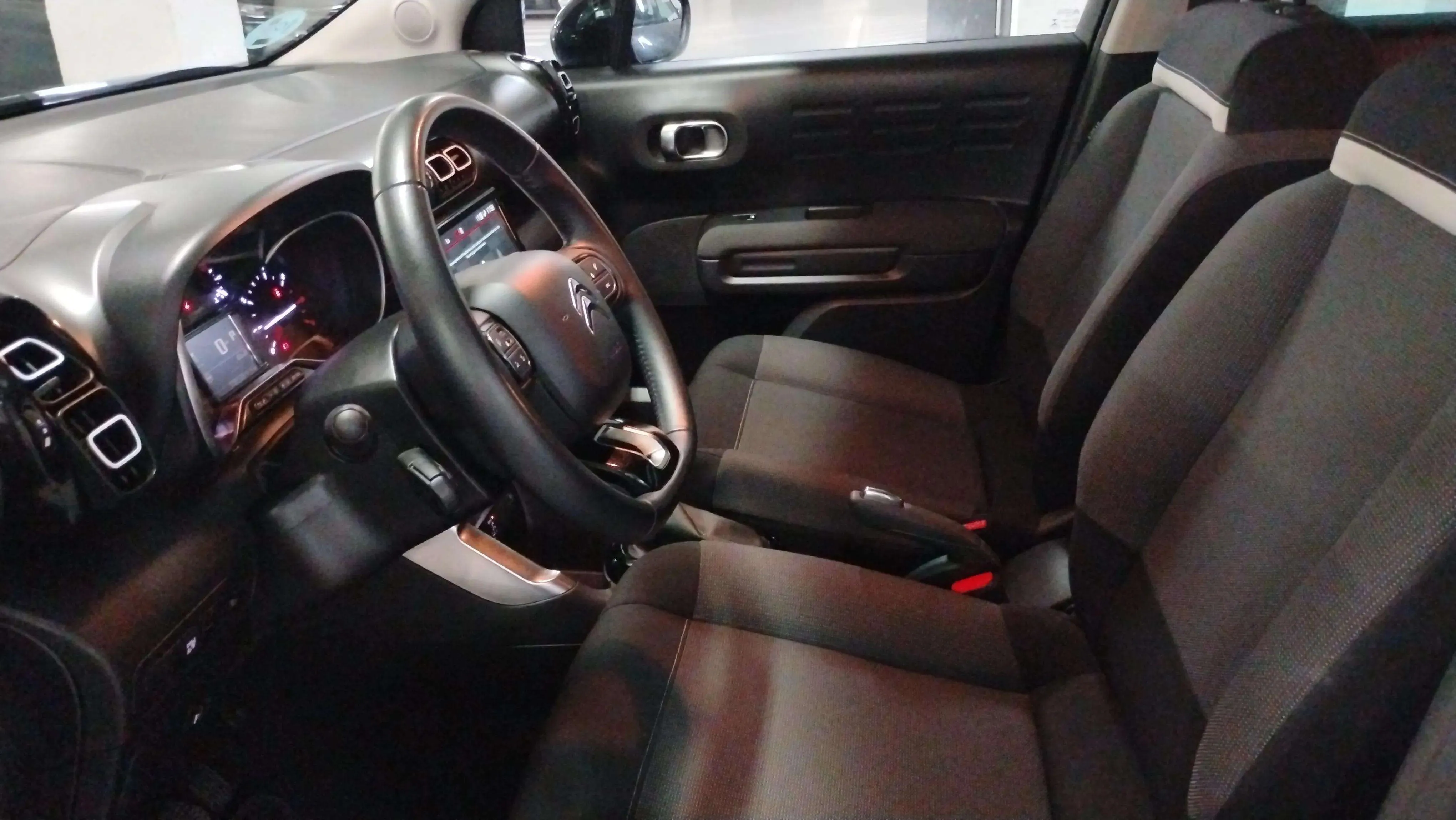 Citroën C3 Aircross PureTech EAT6 Shine - foto 6