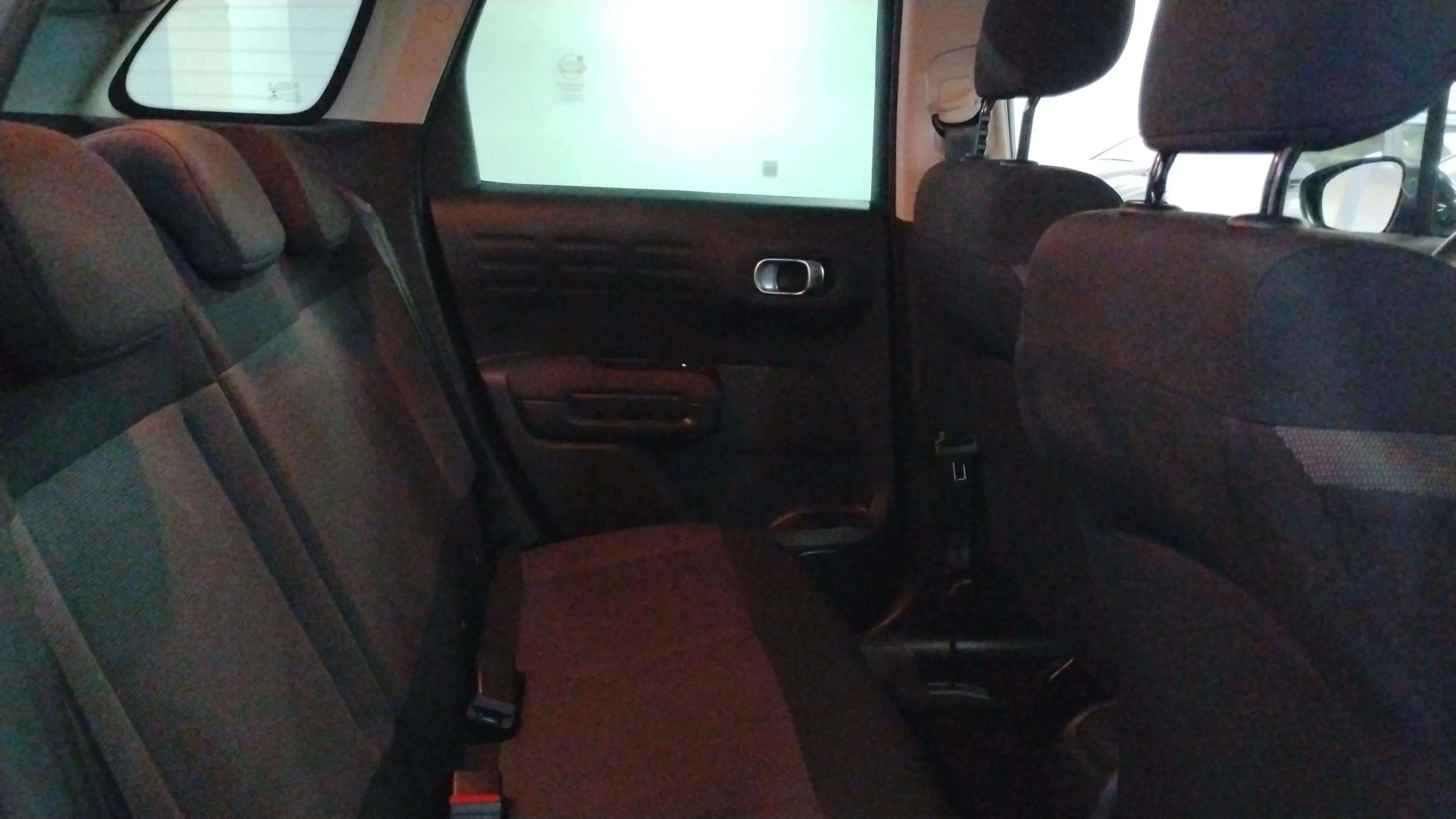 Citroën C3 Aircross PureTech EAT6 Shine - foto 17
