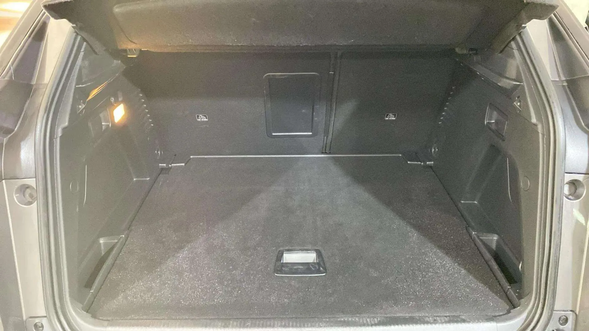 Peugeot 3008 1.2 PureTech Allure Pack EAT8 - foto 9