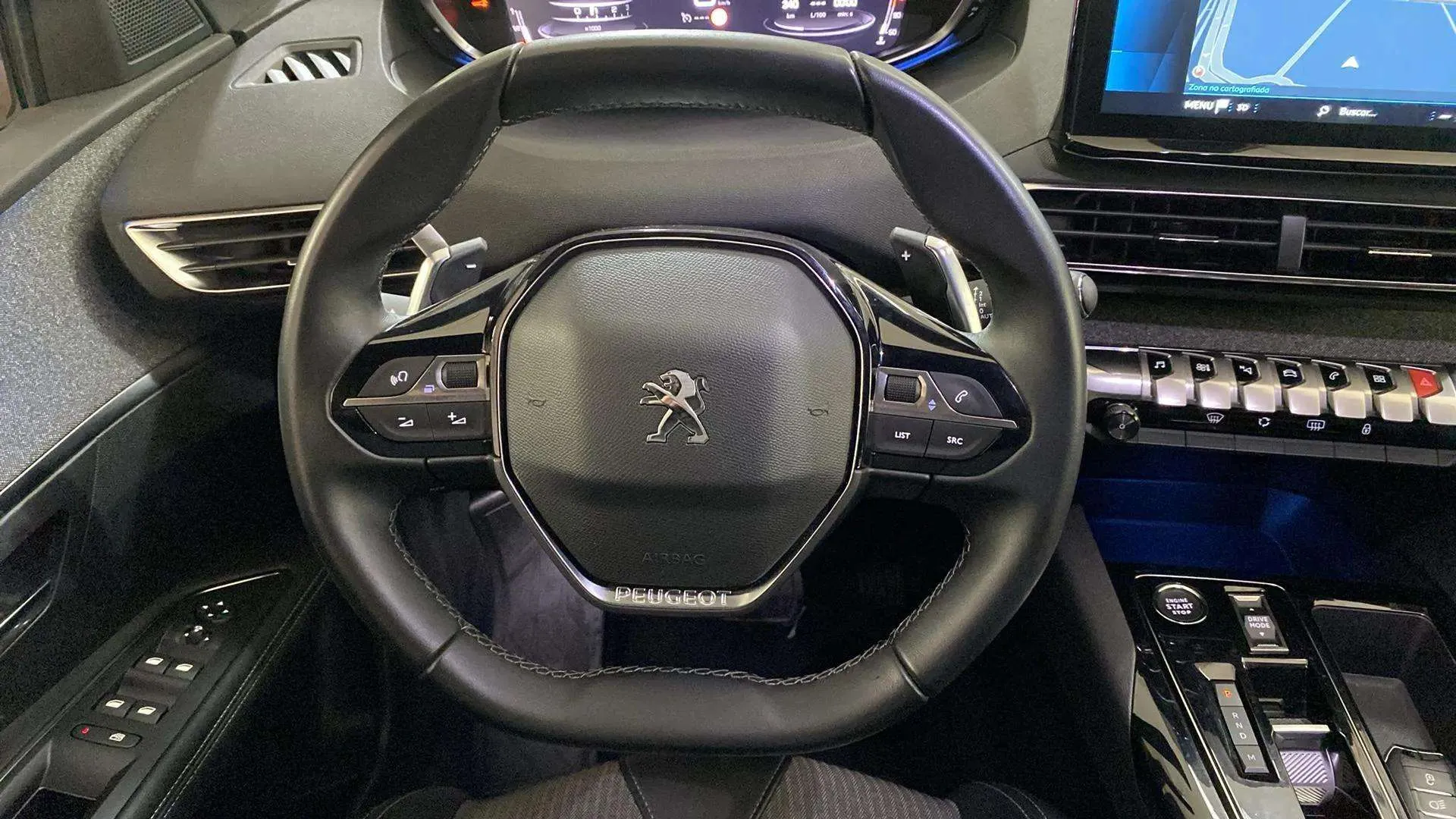 Peugeot 3008 1.2 PureTech Allure Pack EAT8 - foto 18