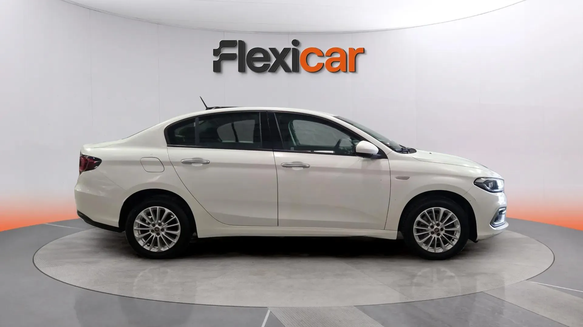 Fiat Tipo Life 1.0 - foto 2
