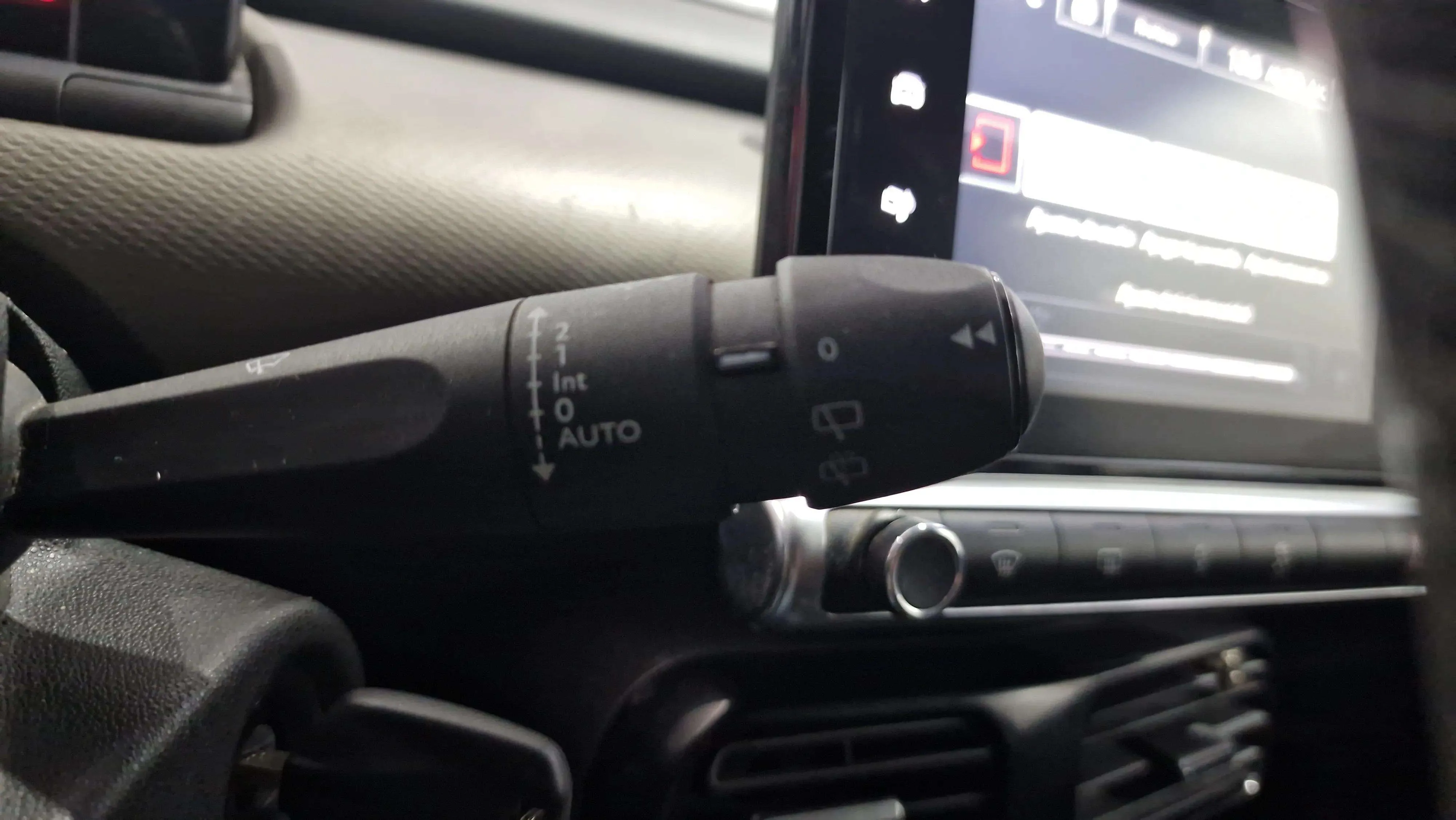 Citroën C4 Cactus BlueHDi Shine - foto 19