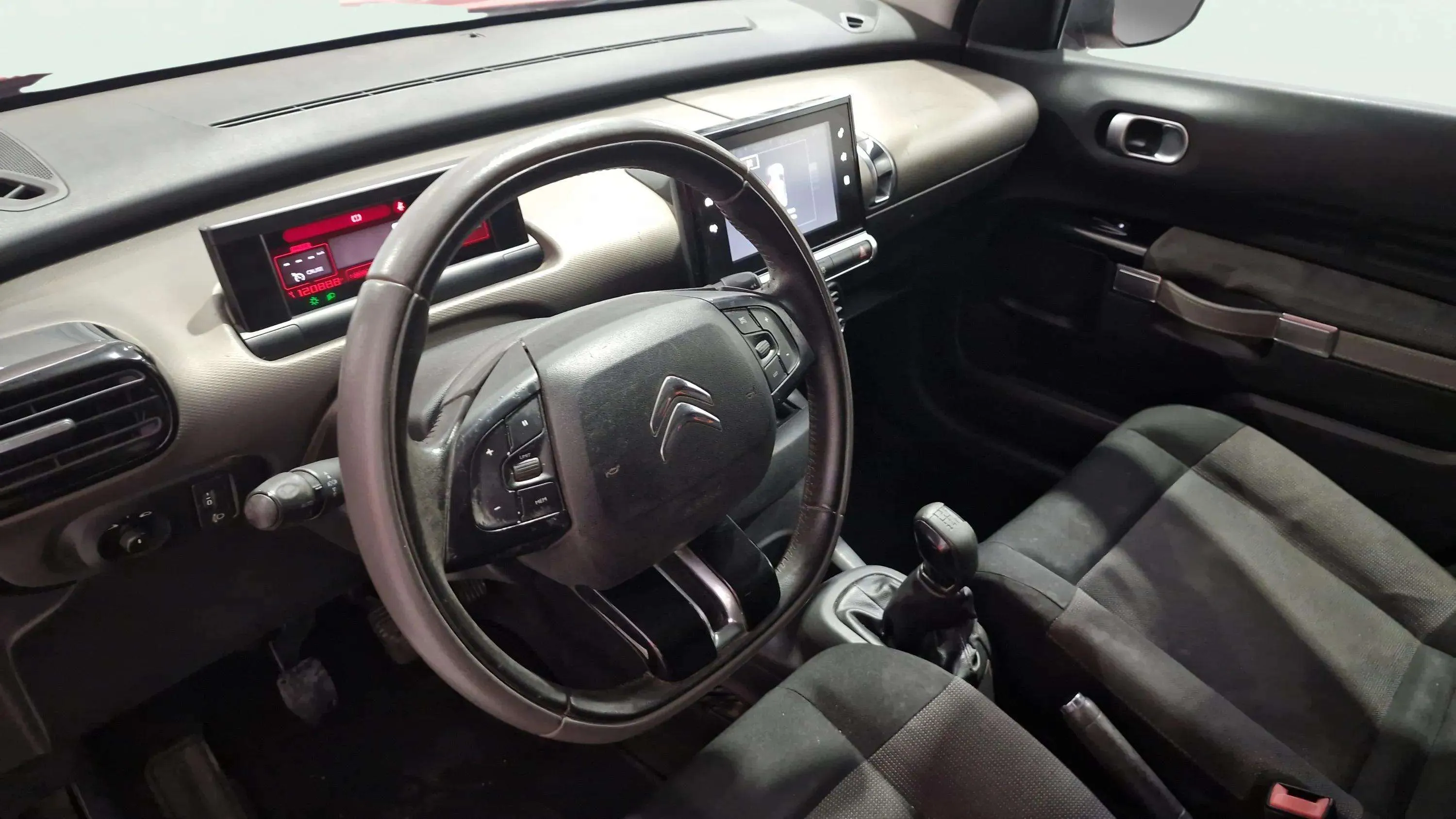 Citroën C4 Cactus BlueHDi Shine - foto 11
