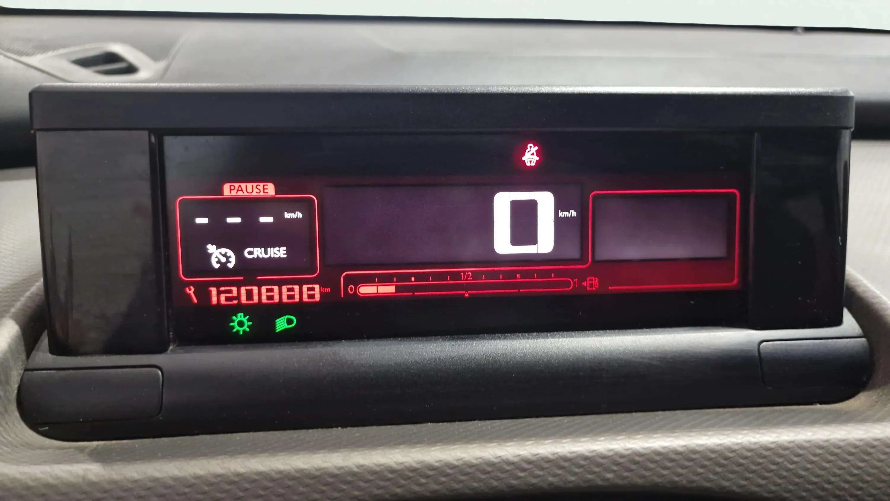 Citroën C4 Cactus BlueHDi Shine - foto 10