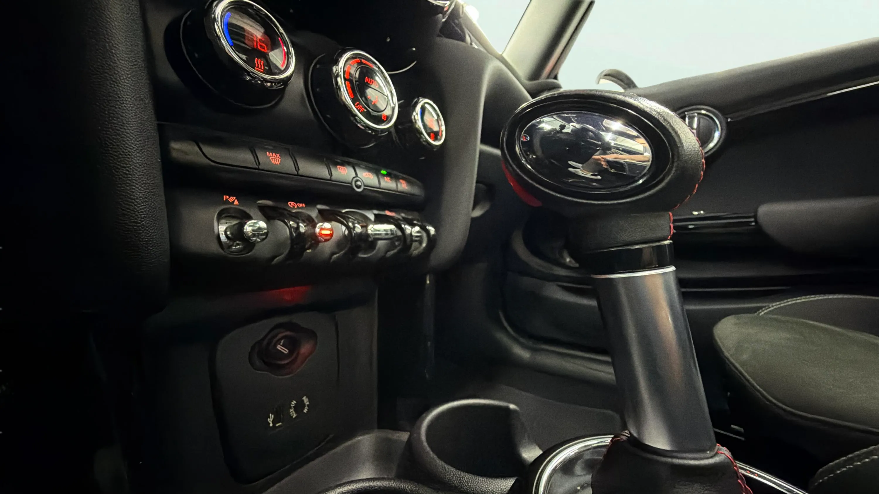 MINI Cooper John Cooper Works - foto 19