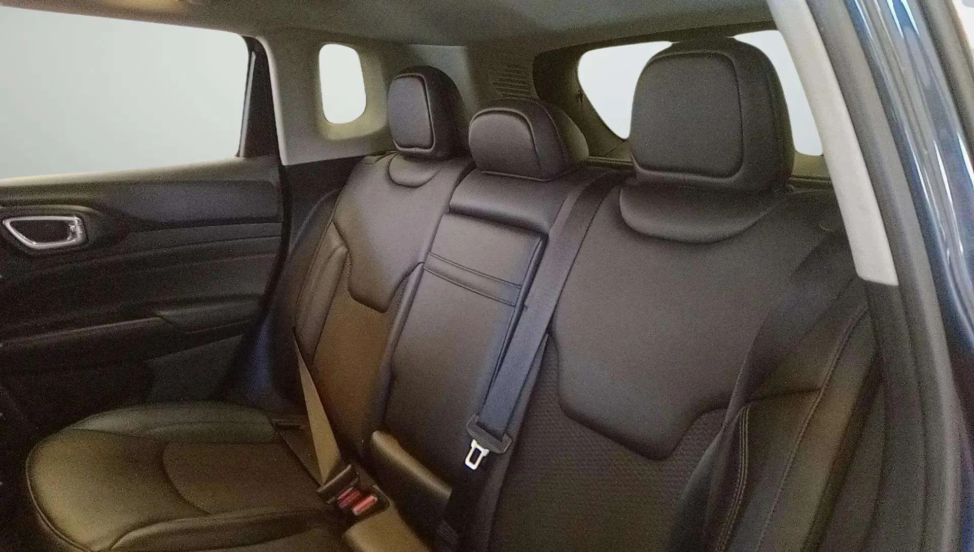 Jeep Compass 4xe 1.3 PHEV Trailhawk AWD - foto 9