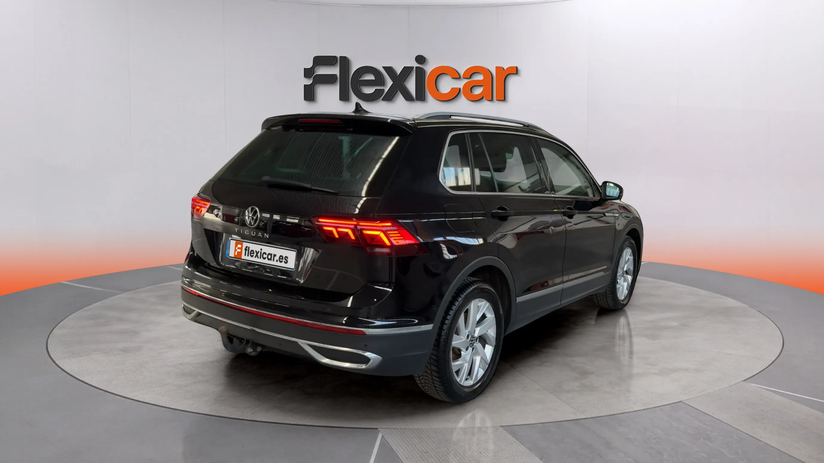 Volkswagen Tiguan Life 2.0 TDI DSG - foto 6