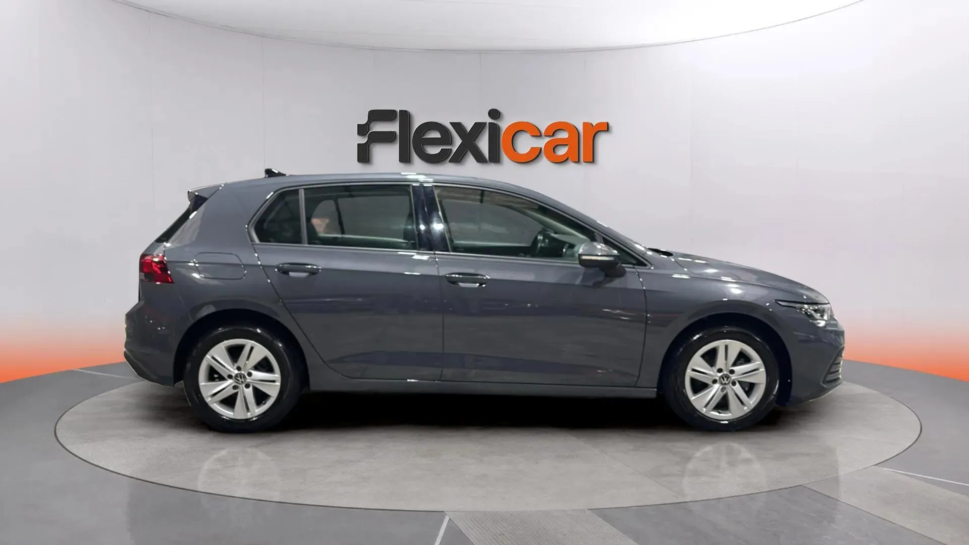 Volkswagen Golf Life 2.0 TDI DSG - foto 8