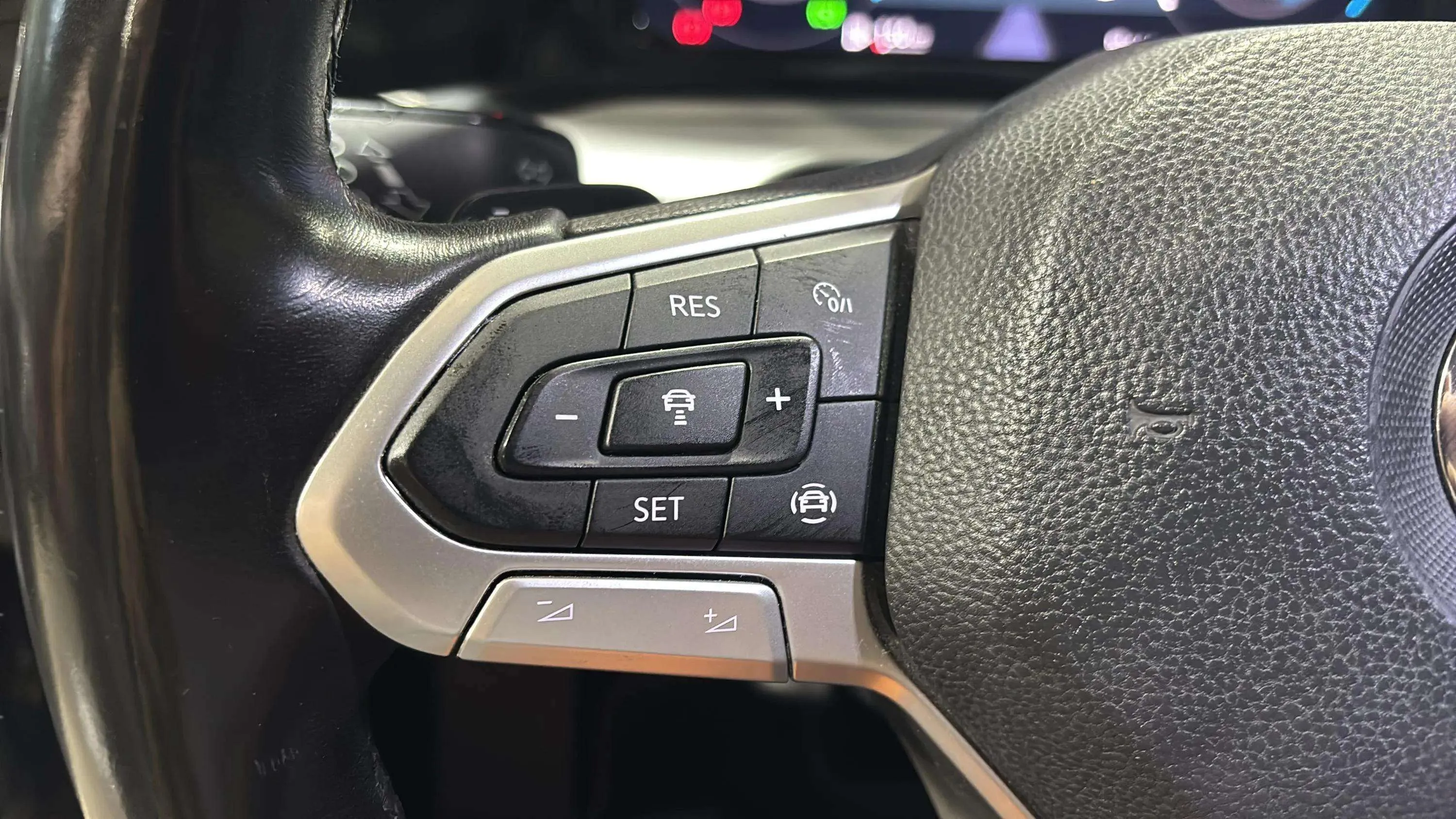 Volkswagen Golf Life 2.0 TDI DSG - foto 12
