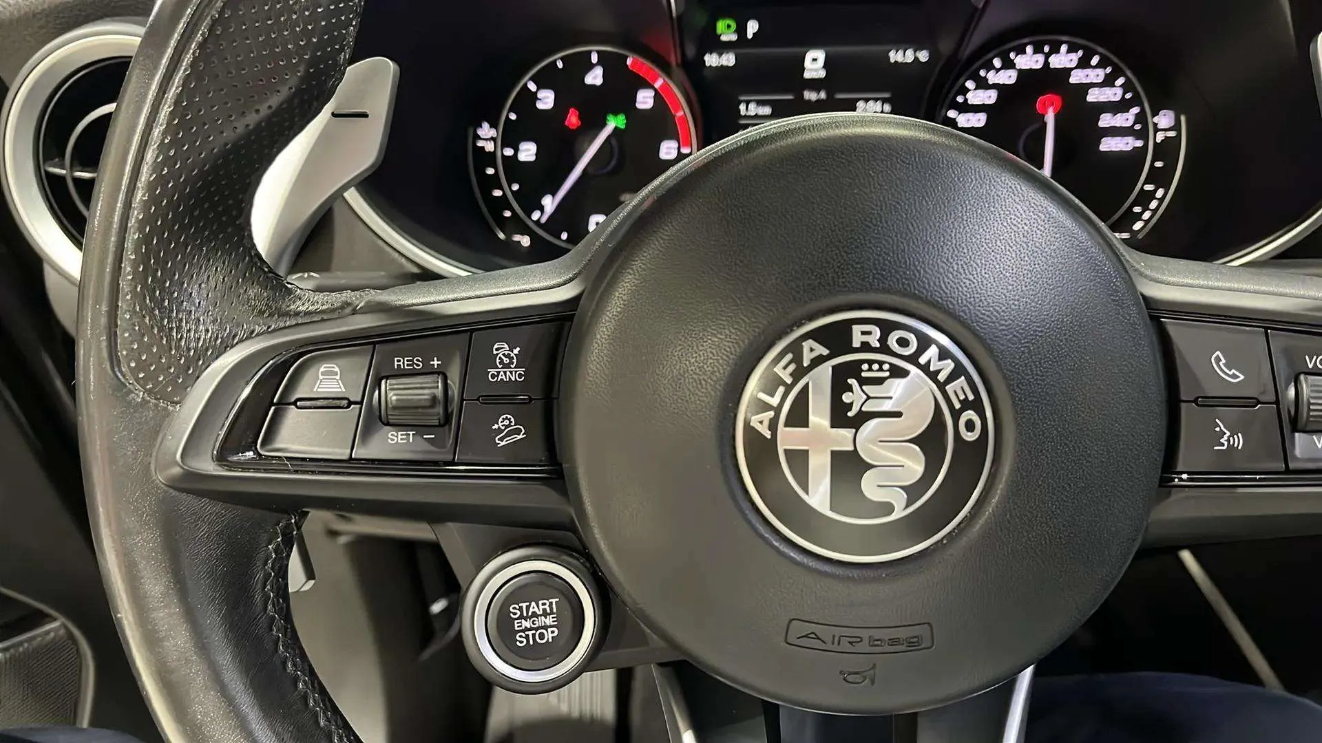 Alfa Romeo Stelvio 2.2 Diesel Sprint RWD - foto 17