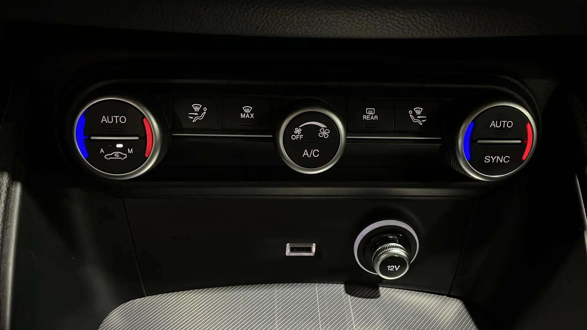 Alfa Romeo Stelvio 2.2 Diesel Sprint RWD - foto 24