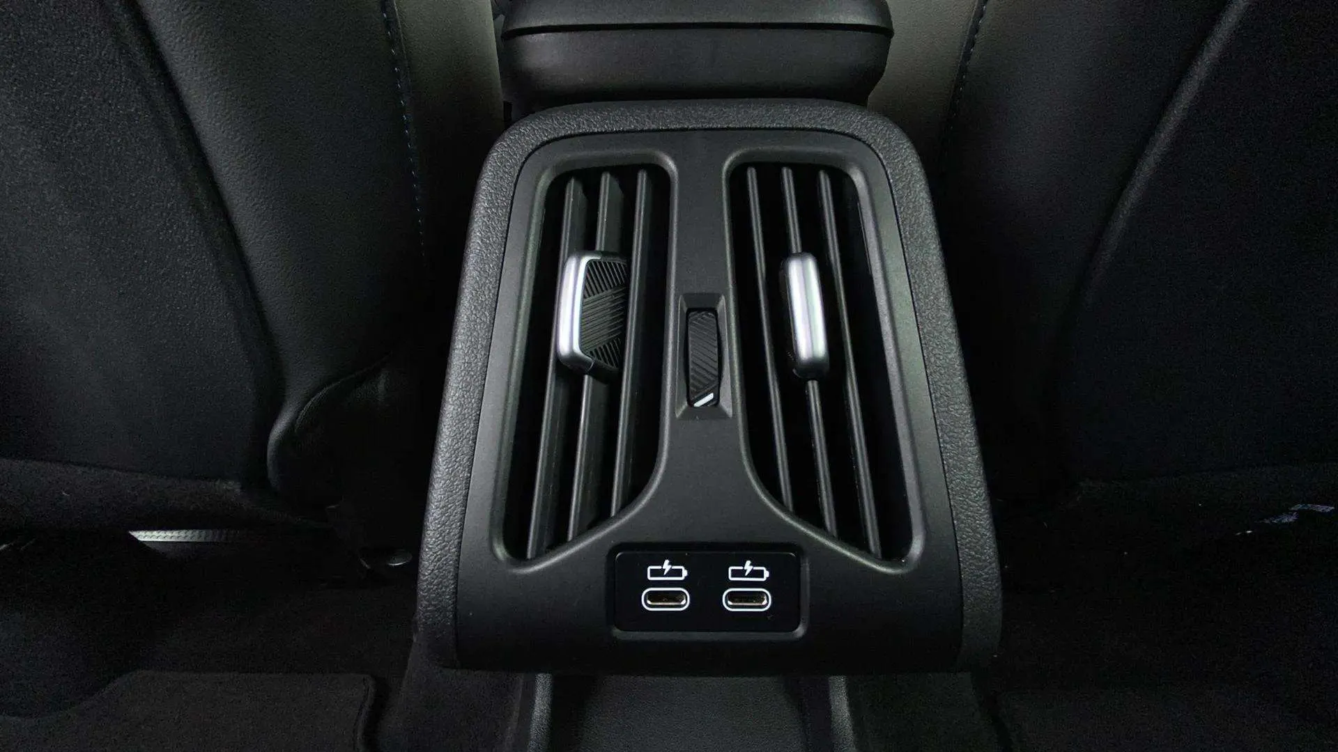 BMW X1 xDrive20d - foto 29