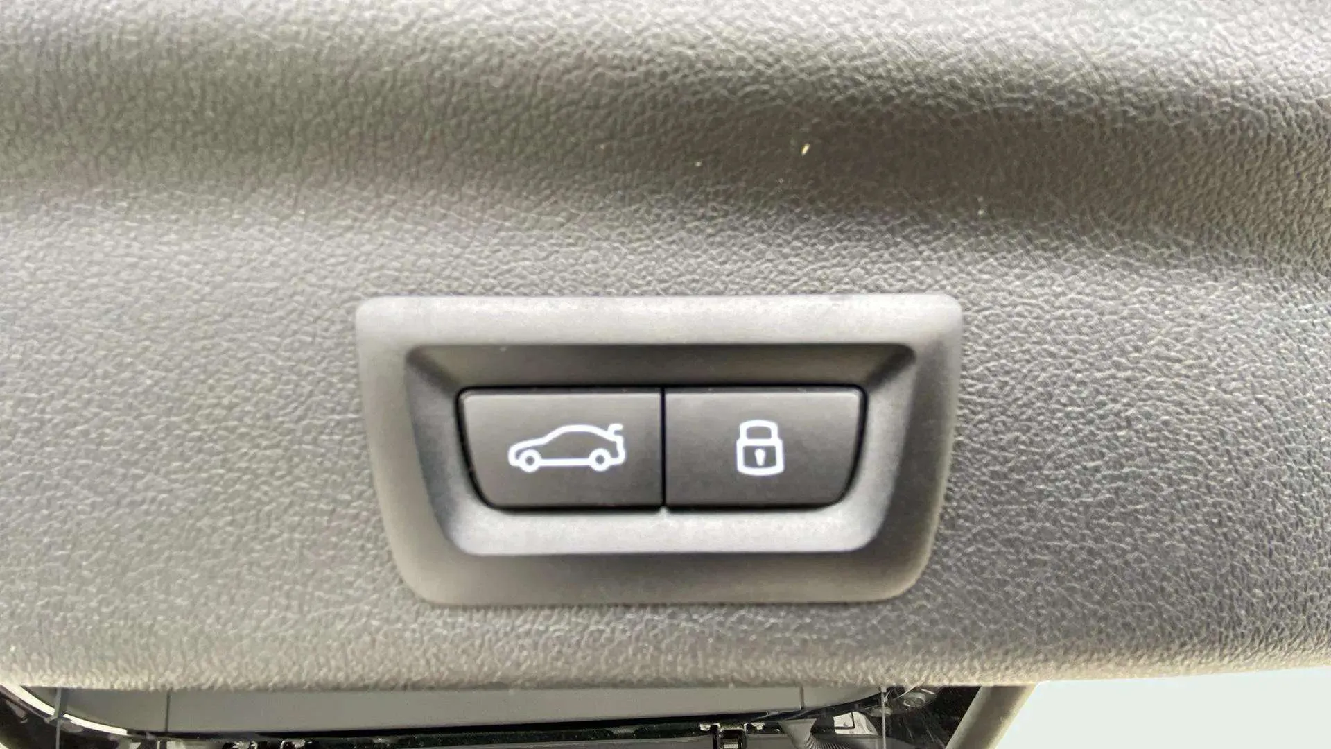 BMW X1 xDrive20d - foto 31