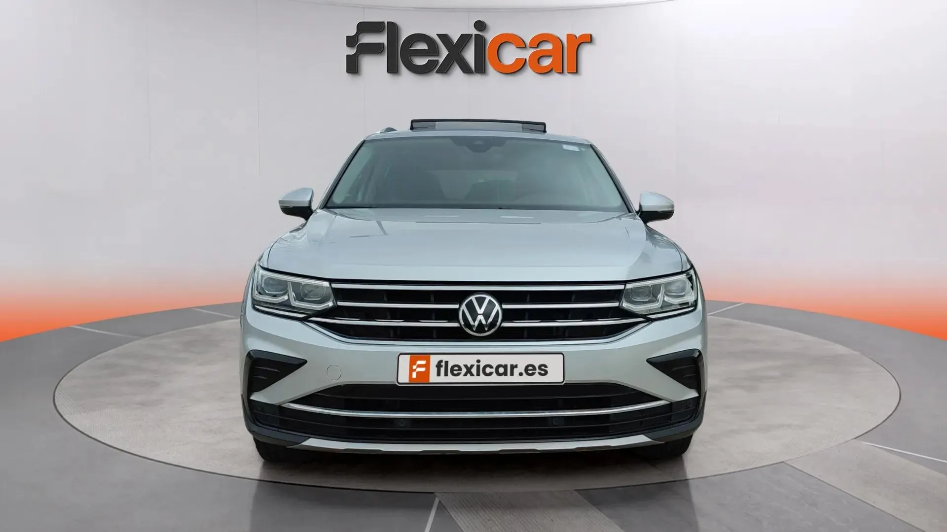 Volkswagen Tiguan Life 2.0 TDI DSG - foto 2