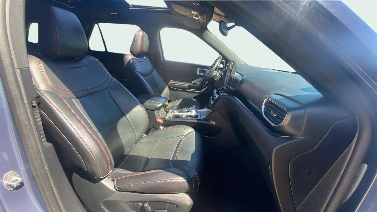 Ford Explorer 3.0 PHEV AWD ST Line - foto 13