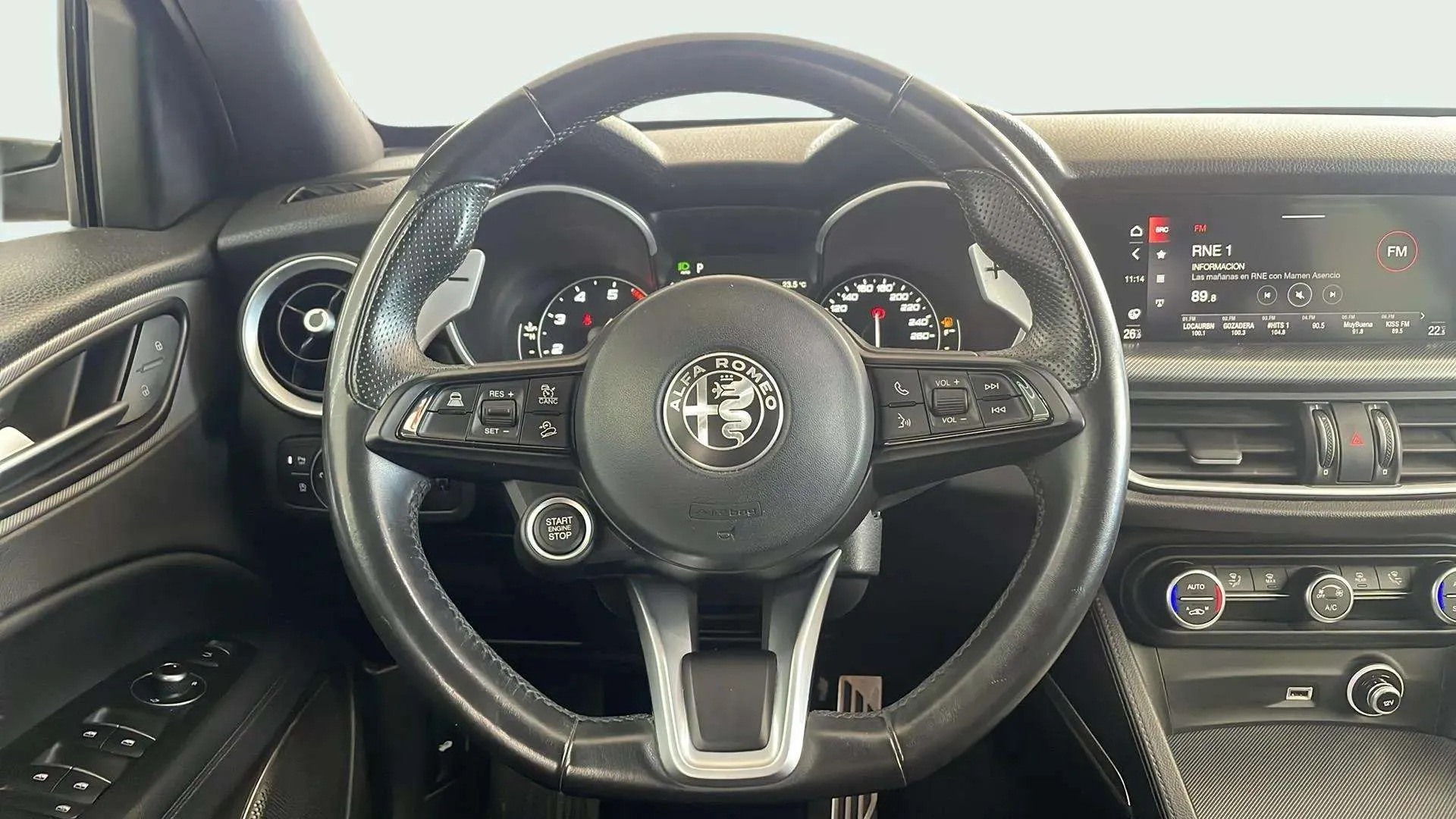 Alfa Romeo Stelvio 2.0 Gasolina Sprint Q4 - foto 9