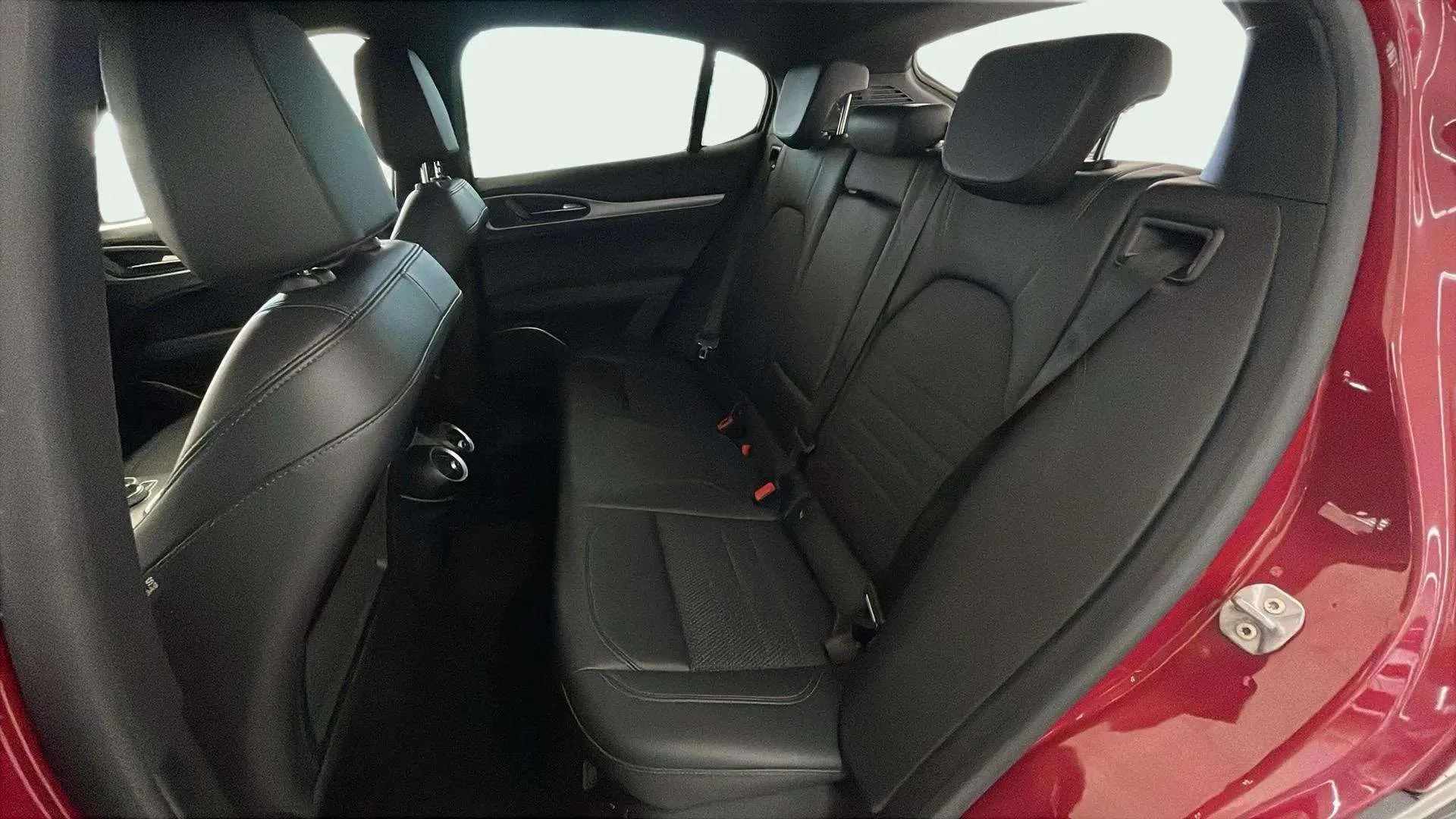 Alfa Romeo Stelvio 2.0 Gasolina Sprint Q4 - foto 10