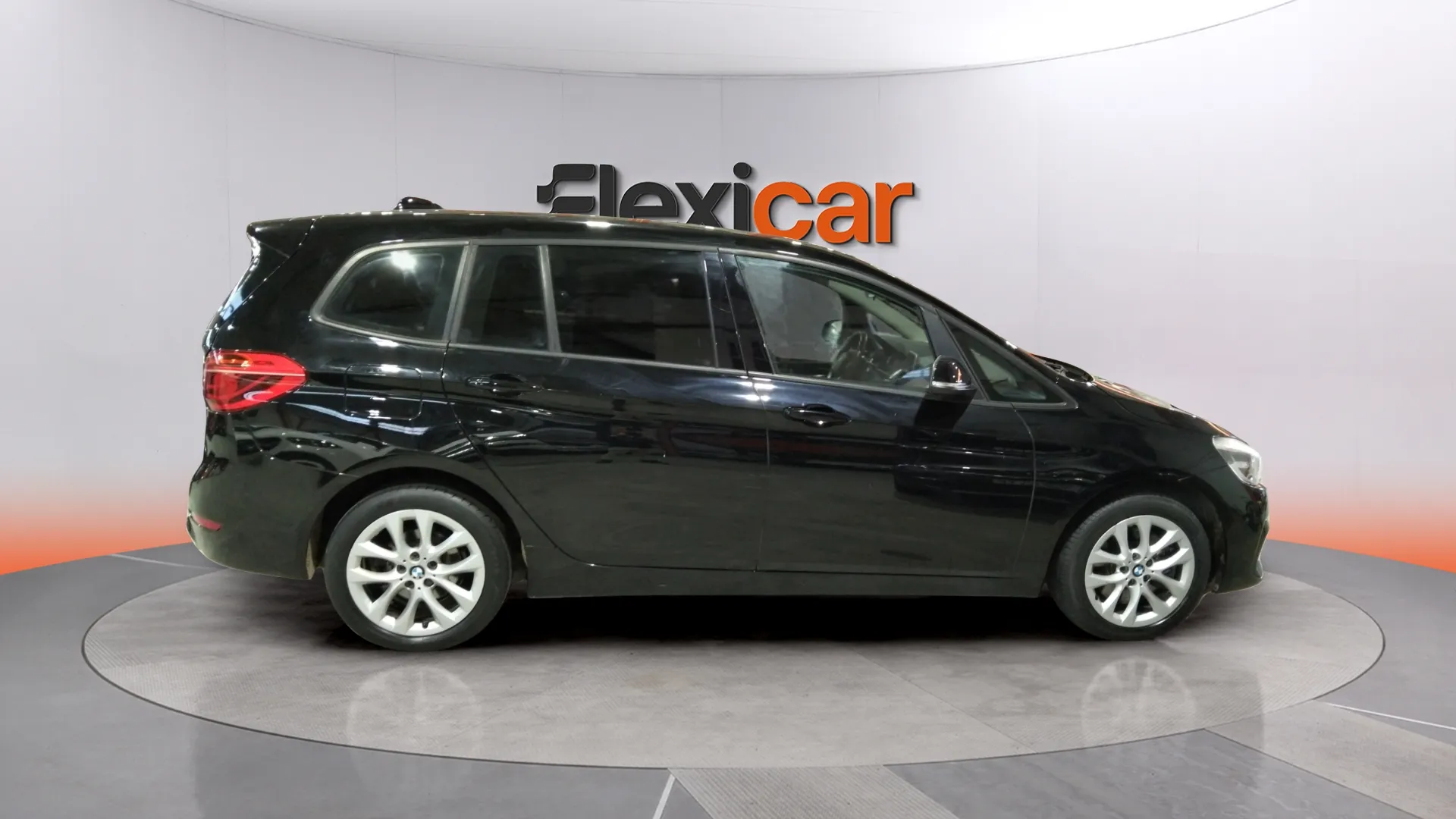 BMW Serie 2 Gran Tourer 218d - foto 8