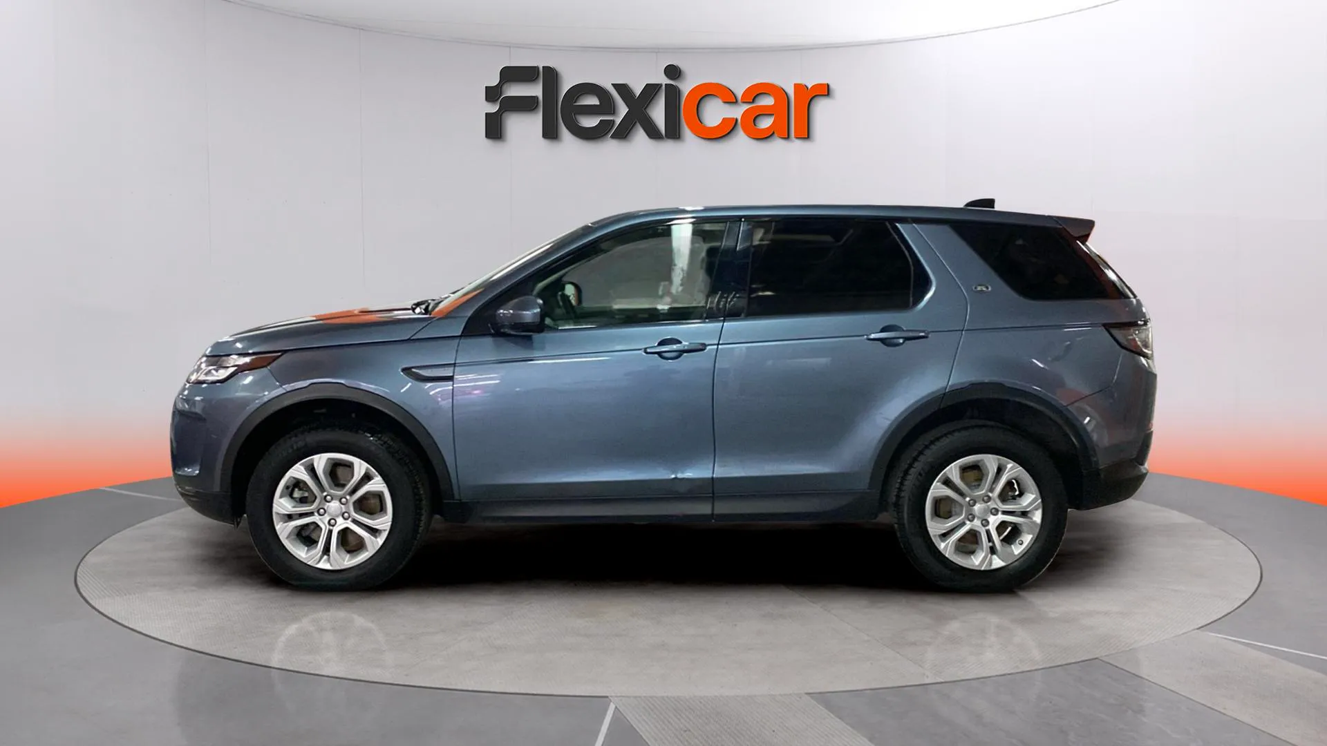 Land Rover Discovery Sport 2.0D I4-L.Flw AWD MHEV SE - foto 4