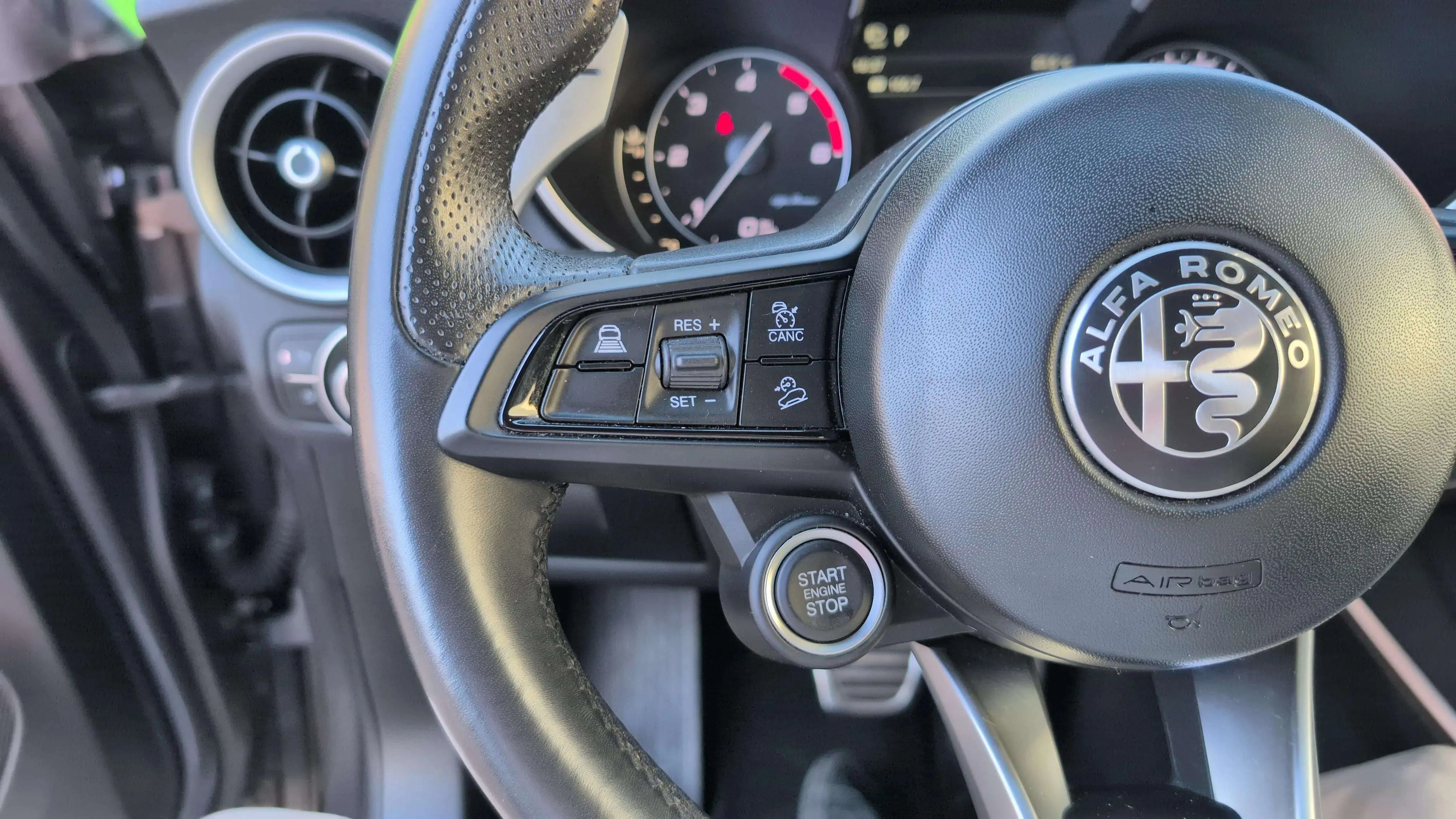 Alfa Romeo Stelvio 2.2 Diésel Veloce Q4 - foto 12