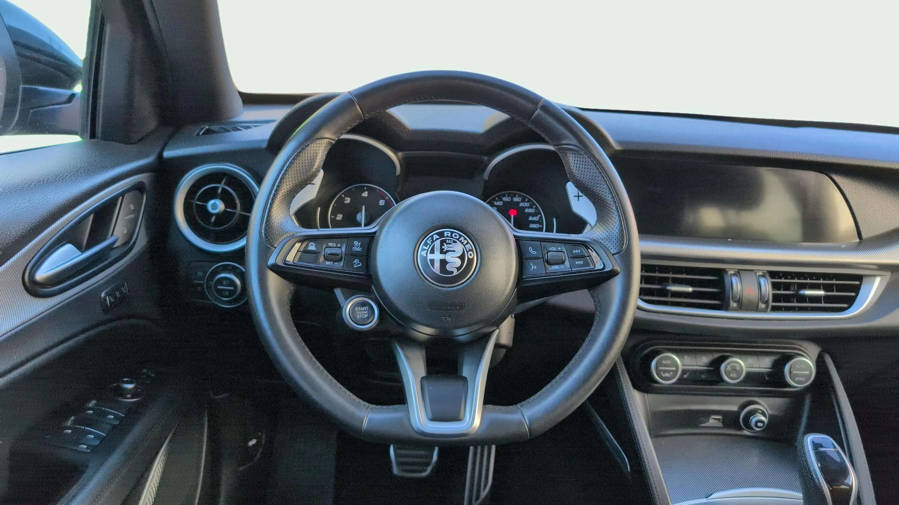 Alfa Romeo Stelvio 2.2 Diésel Veloce Q4 - foto 11