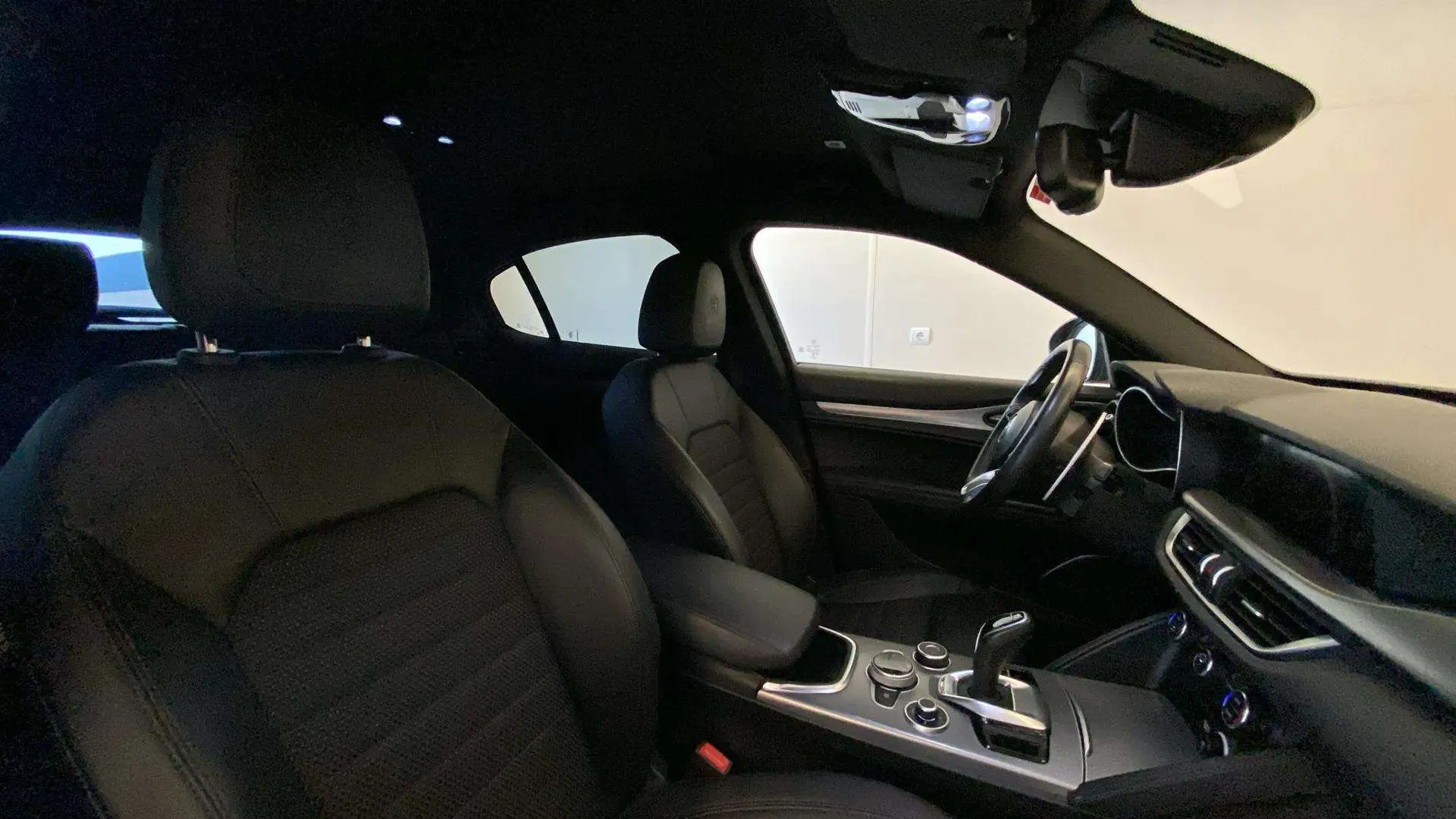 Alfa Romeo Stelvio 2.2 Diesel Sprint RWD - foto 20
