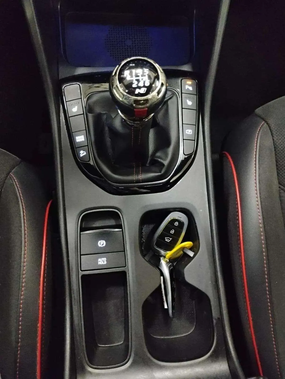 Hyundai Tucson 1.6 T-GDi 48V Maxx Safe - foto 27
