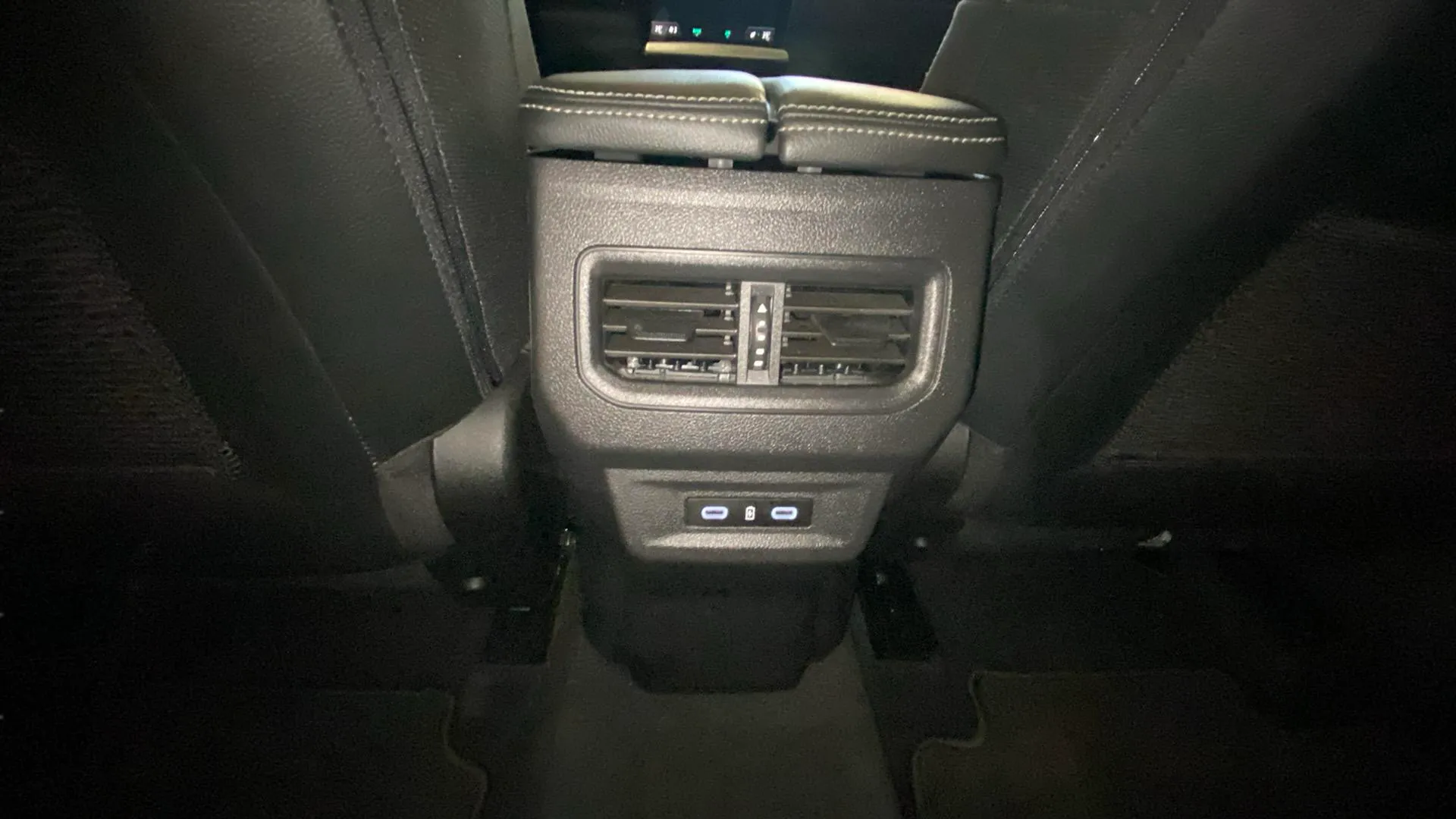 Renault Austral Techno Mild Hybrid - foto 37