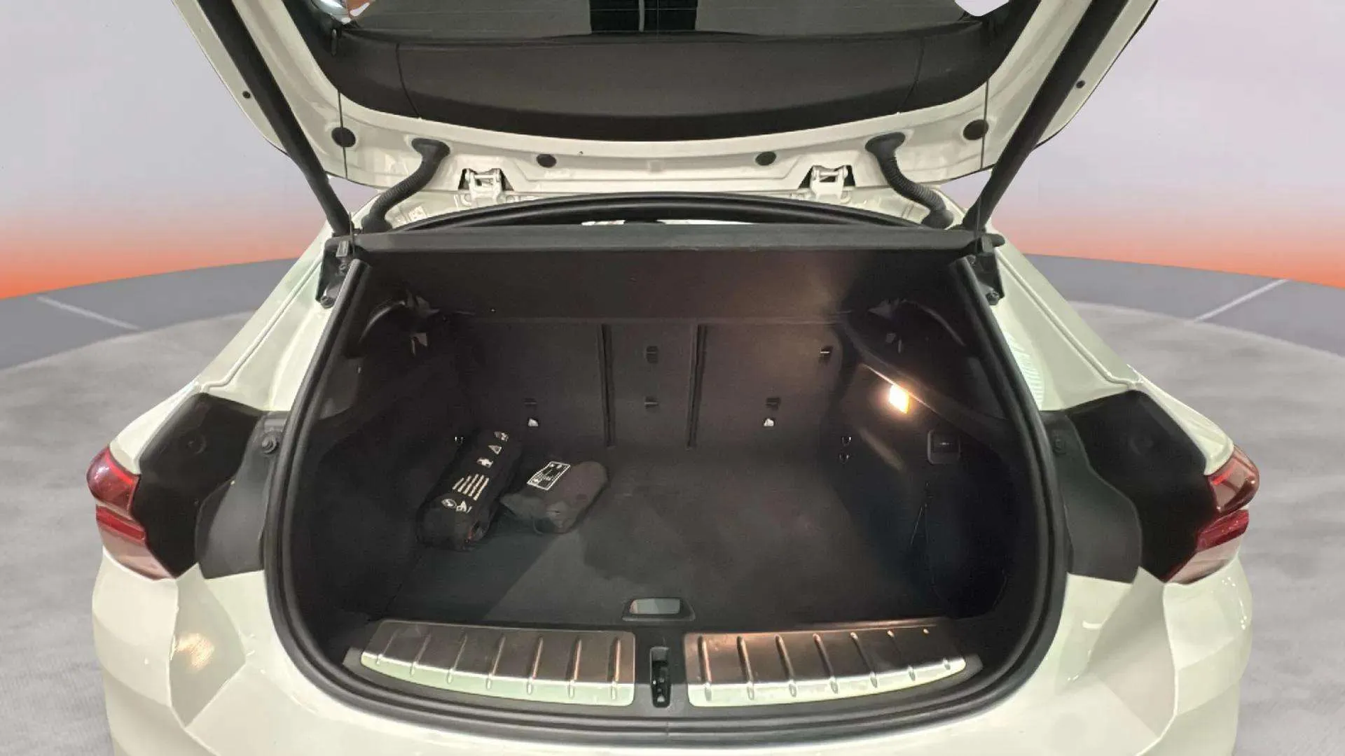 BMW X2 sDrive18i - foto 9