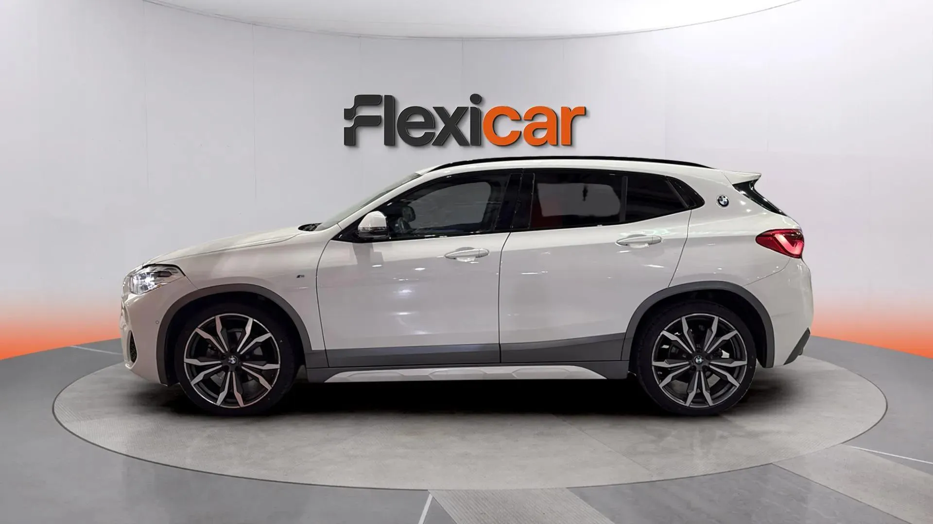 BMW X2 sDrive18i - foto 4