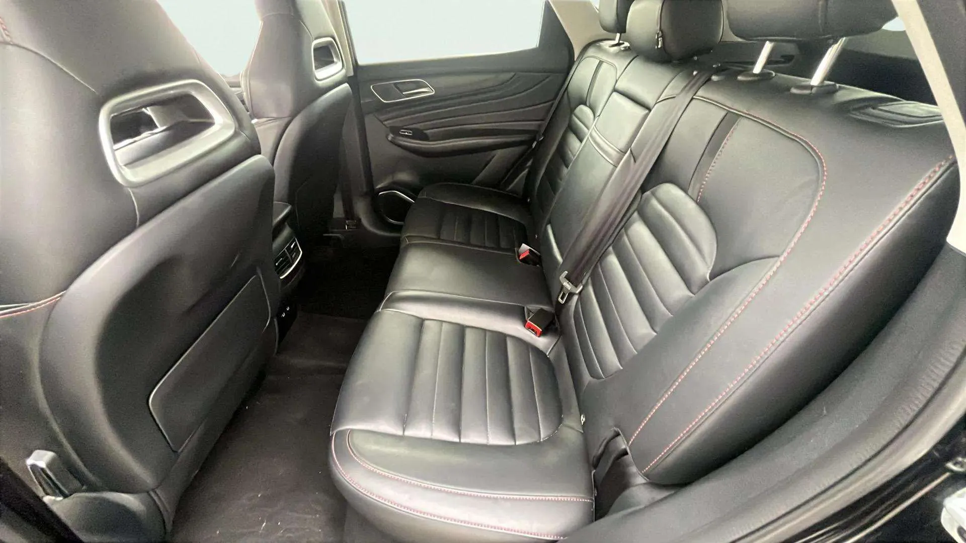 MG HS 1.5 Turbo GDI Luxury DCT - foto 14