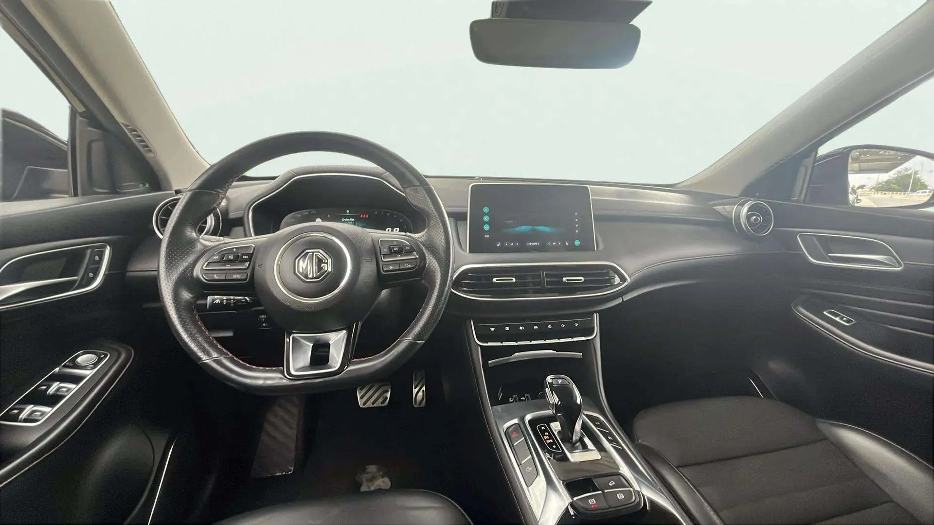 MG HS 1.5 Turbo GDI Luxury DCT - foto 9