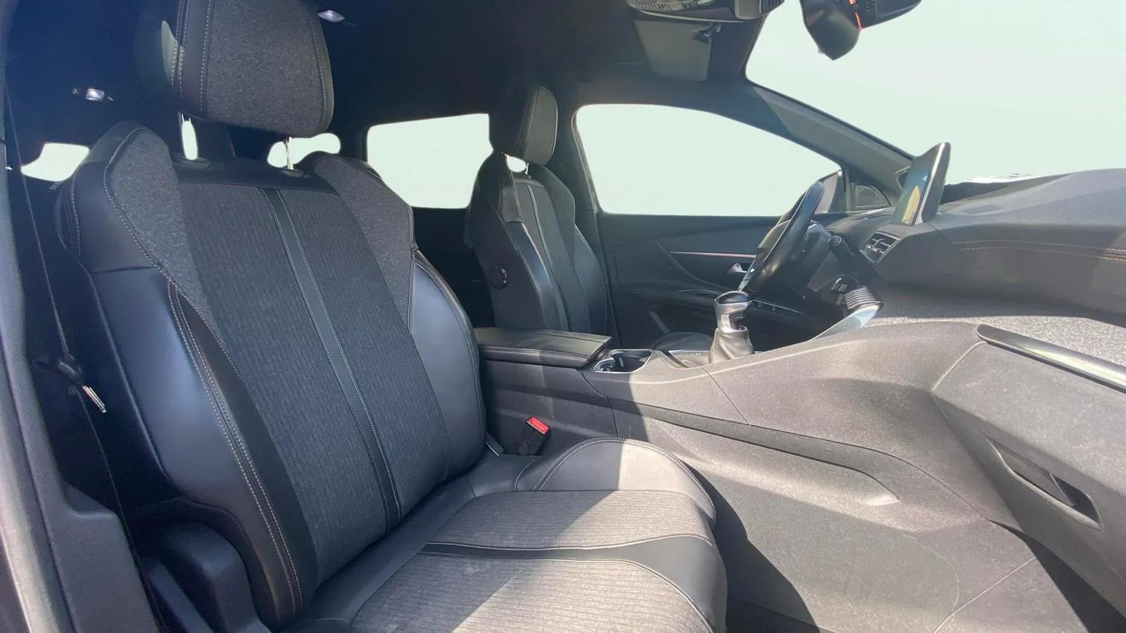 Peugeot 5008 GT-Line 1.2L PureTech - foto 6