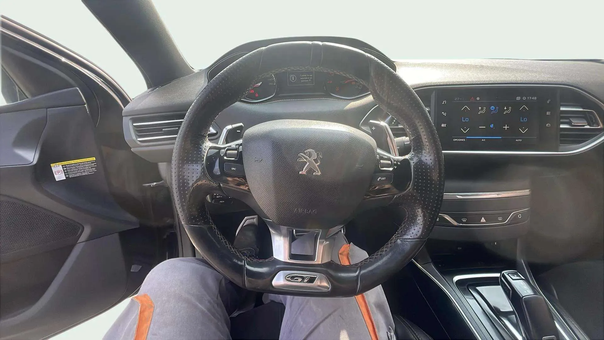 Peugeot 308 GT BlueHDi - foto 10
