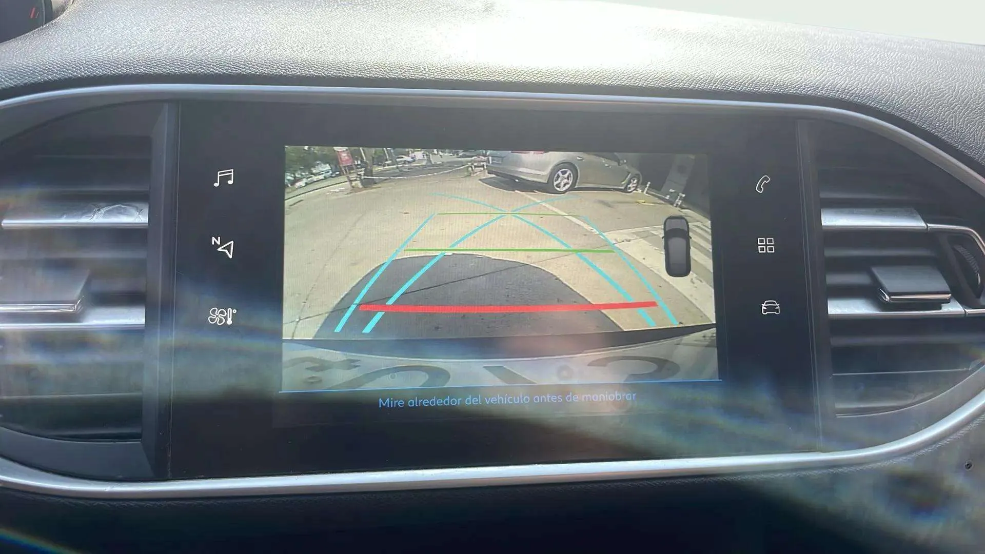 Peugeot 308 GT BlueHDi - foto 17