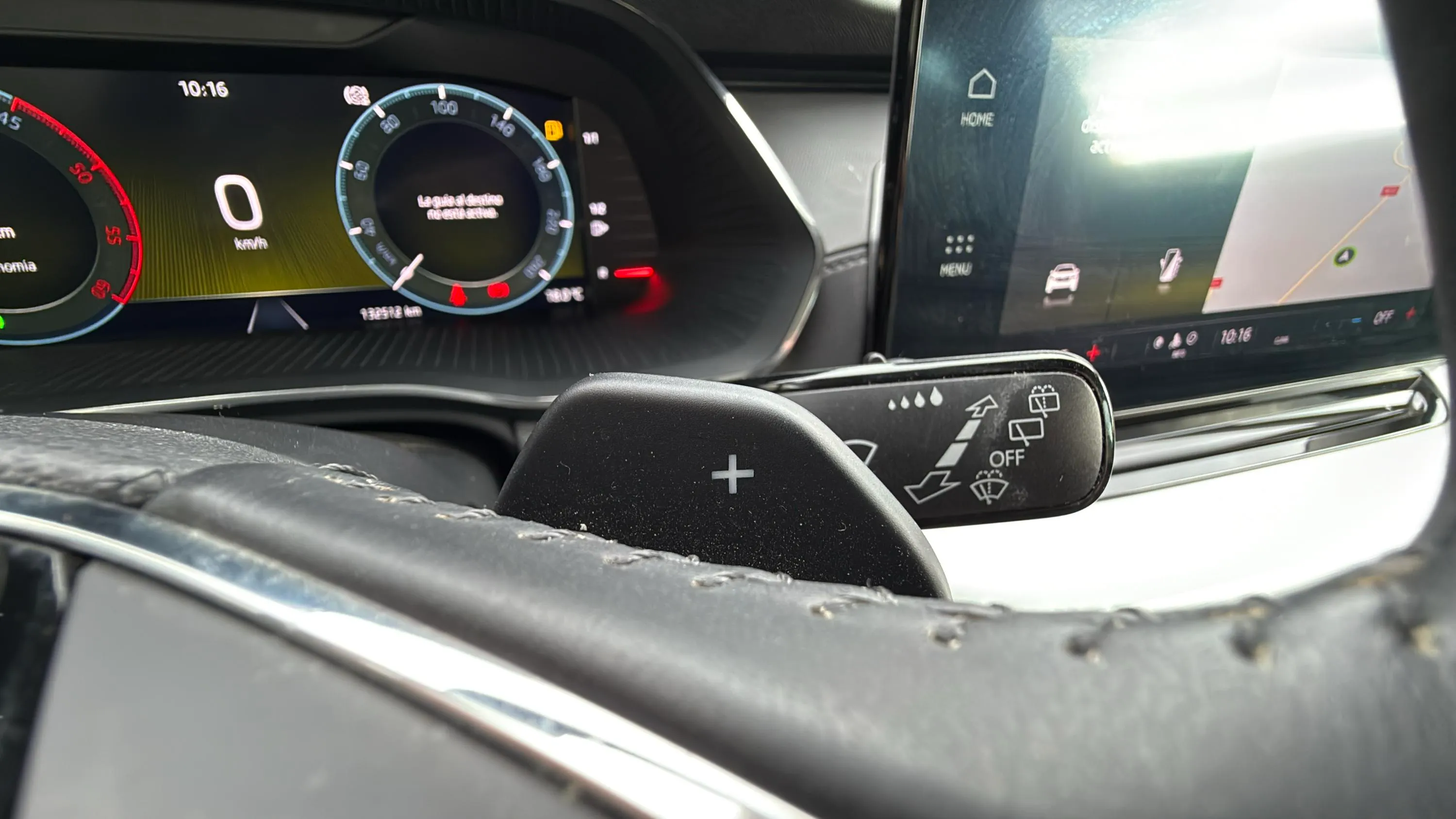 Škoda Octavia 2.0 TDI DSG Ambition - foto 17