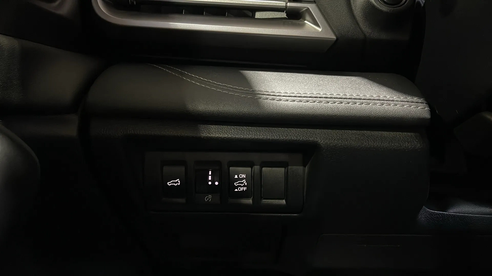Subaru Outback 2.5i Field CVT Lineartronic AWD - foto 23
