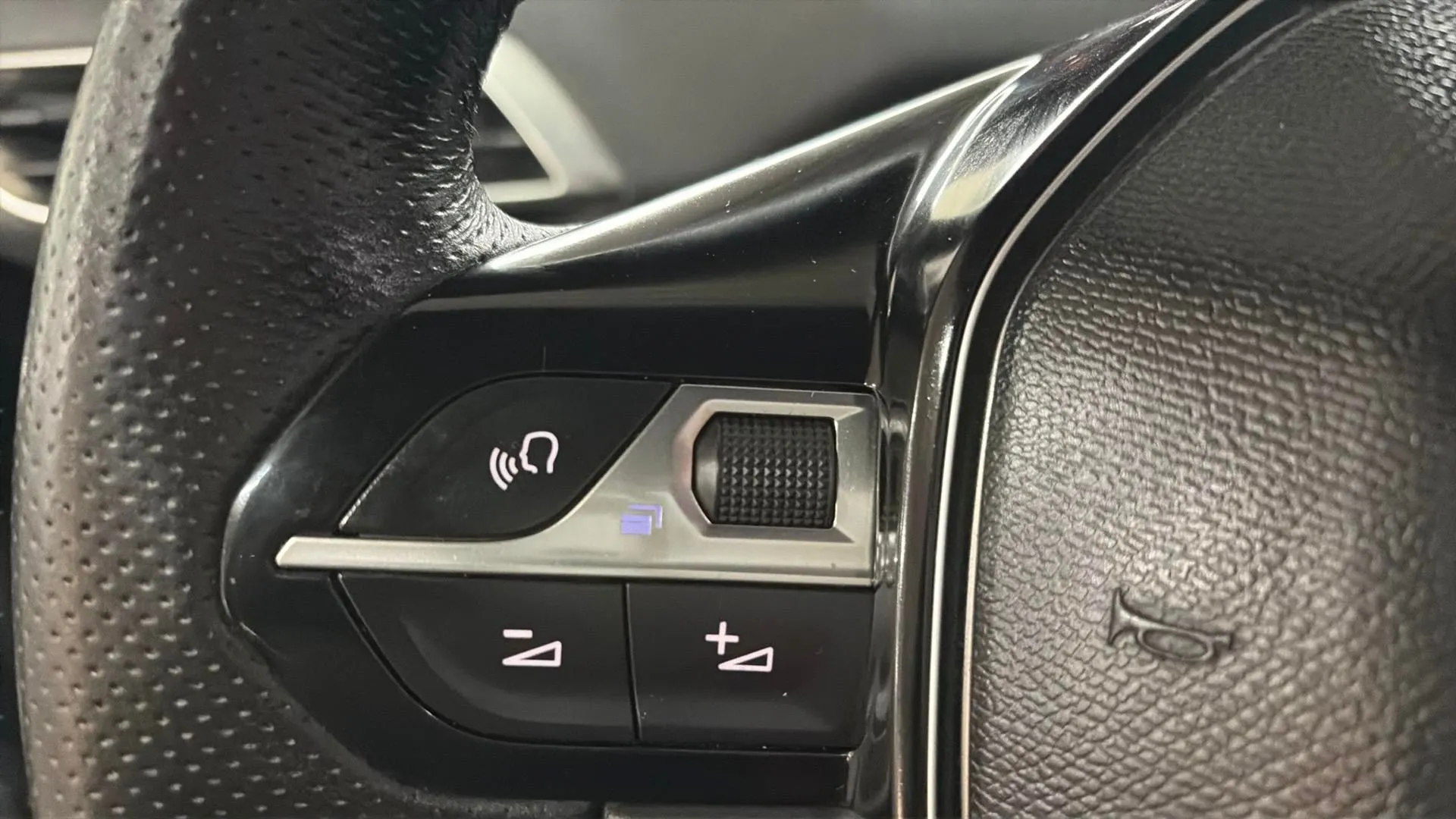Peugeot 3008 1.5L BlueHDi GT Line - foto 17