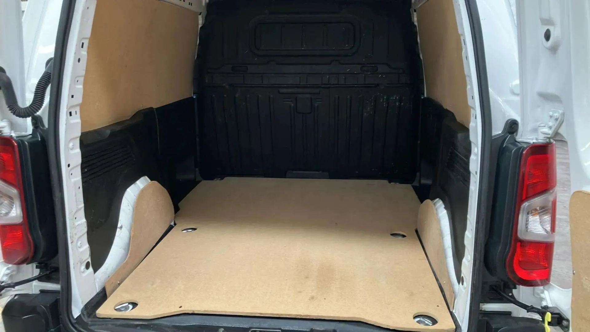 Citroën Berlingo Talla M BlueHDi 100 Club - foto 16