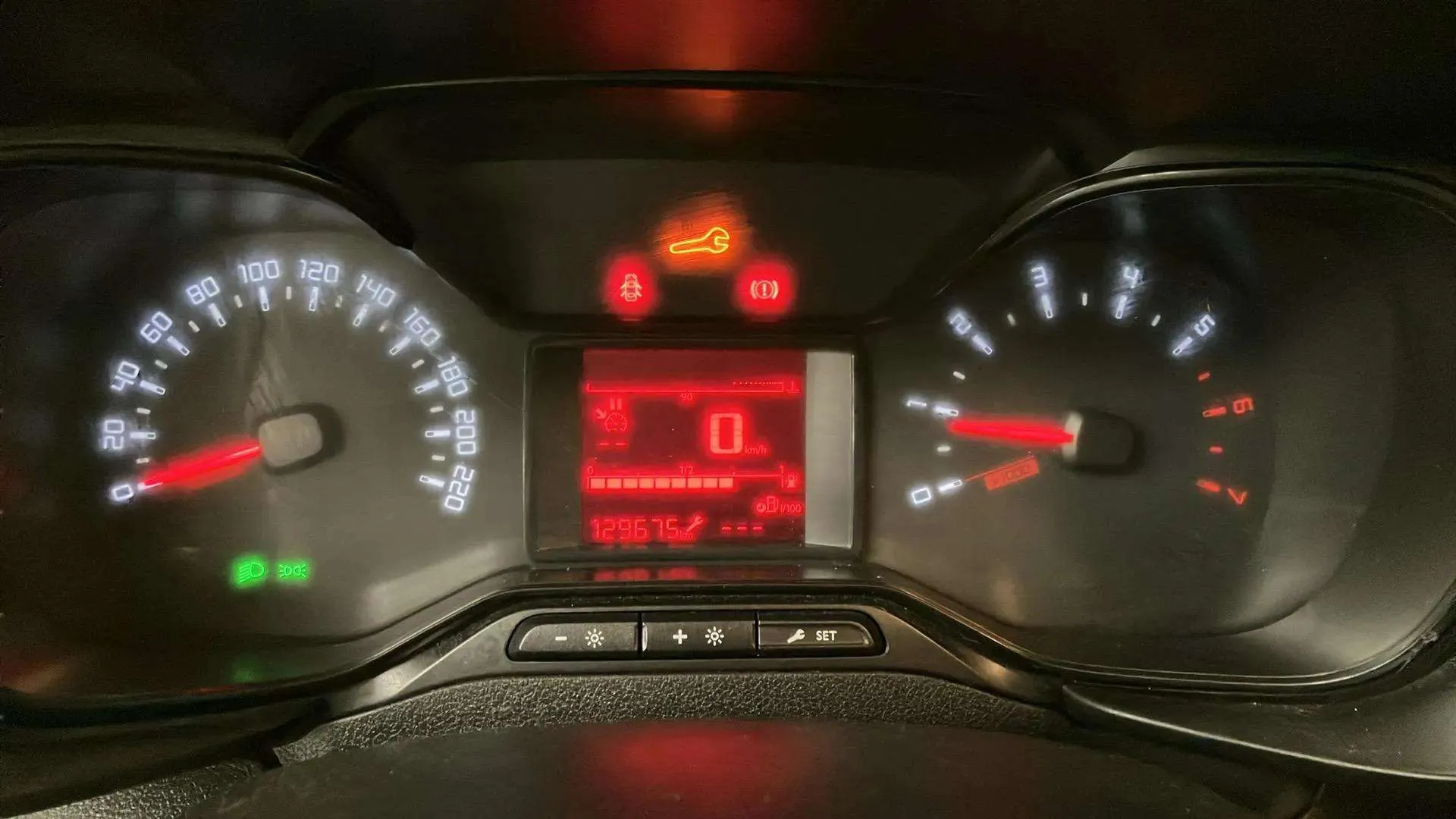 Citroën Berlingo Talla M BlueHDi 100 Club - foto 8