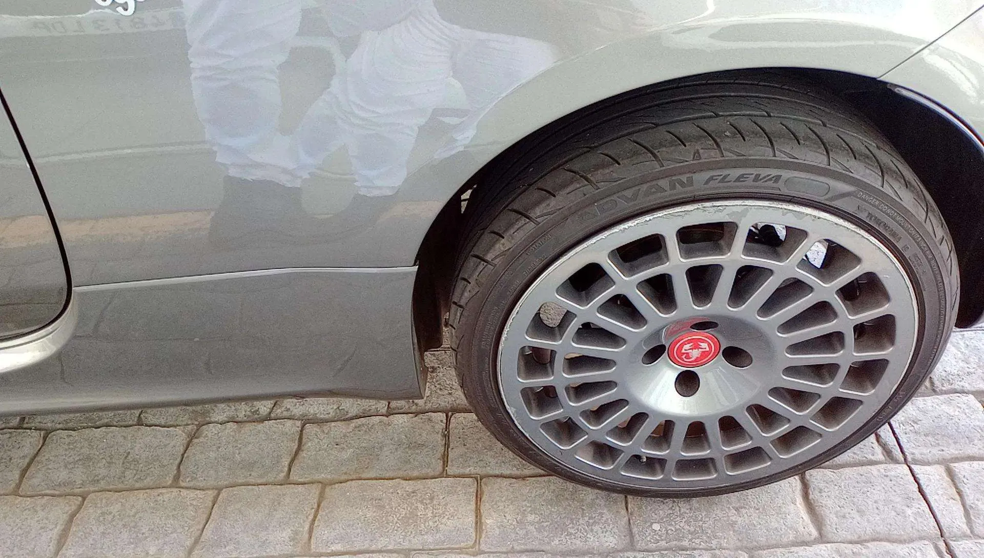 Abarth 500 595 Competizione 1.4 16v T-Jet E6 - foto 21