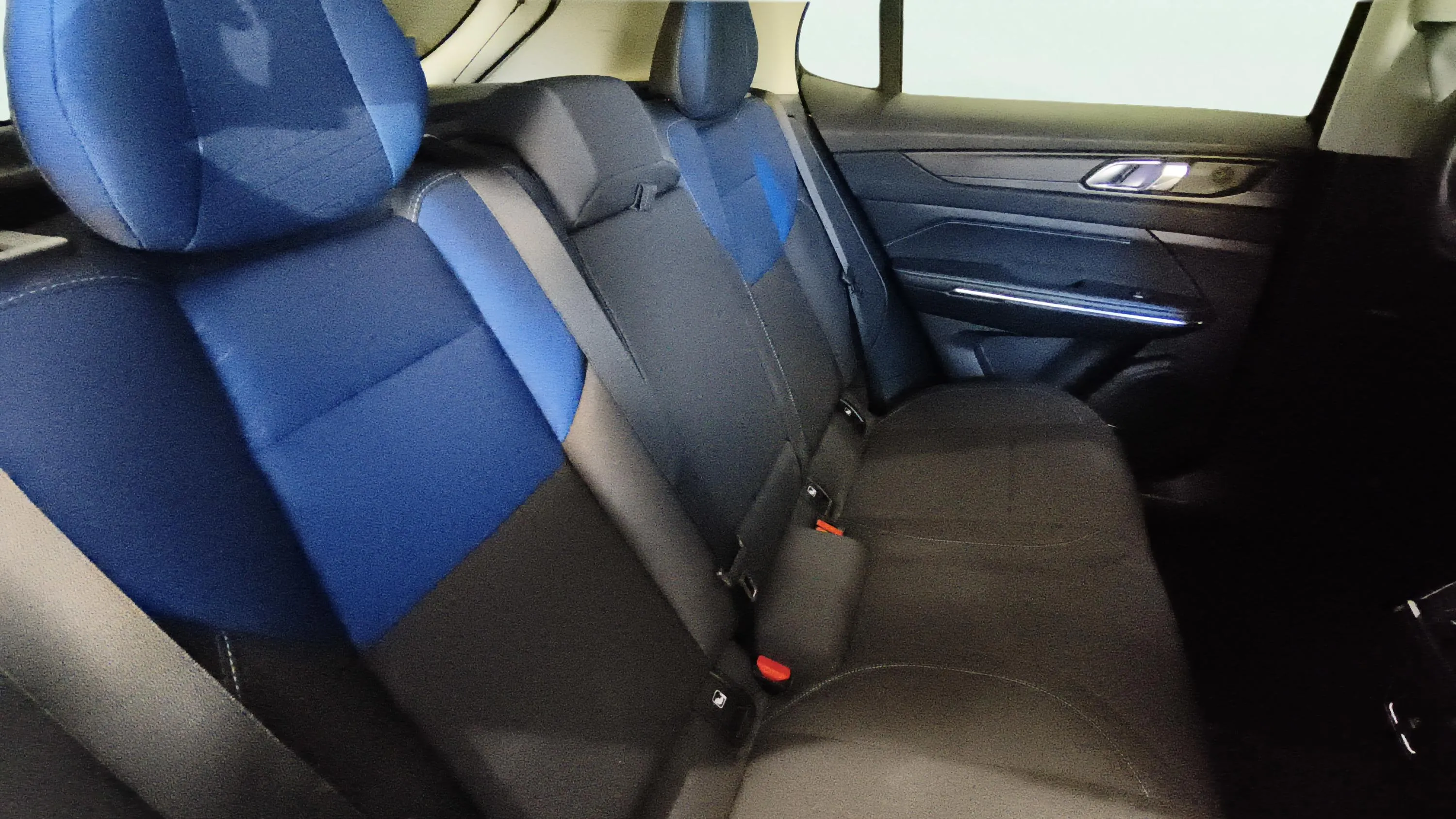 Lynk & Co 01 1.5 PHEV - foto 8