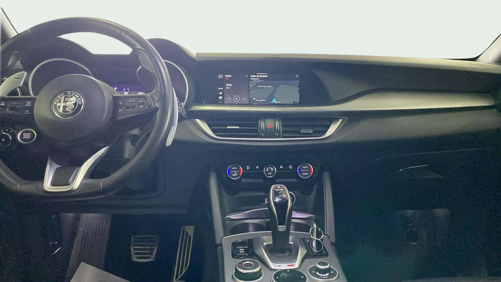 Alfa Romeo Stelvio 2.0 Gasolina Sprint Q4 - foto 14