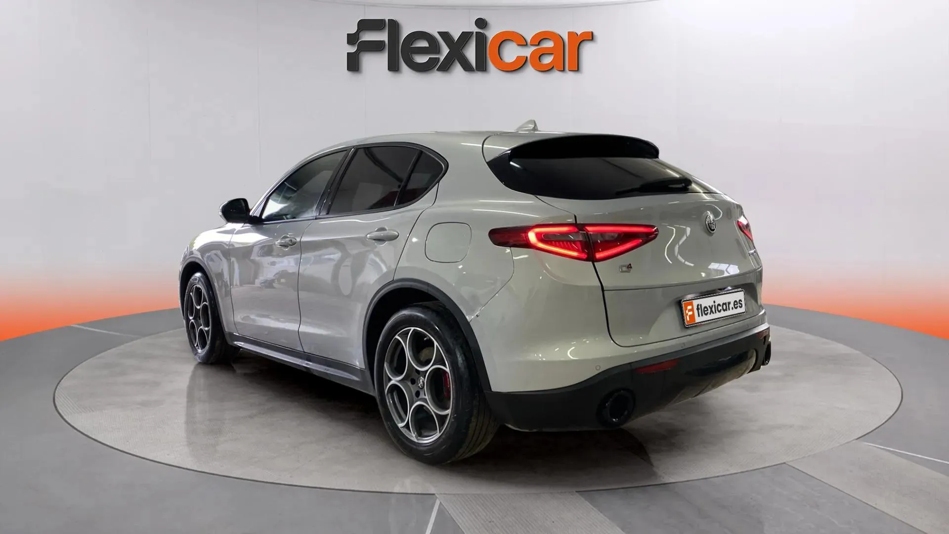 Alfa Romeo Stelvio 2.0 Gasolina Sprint Q4 - foto 5