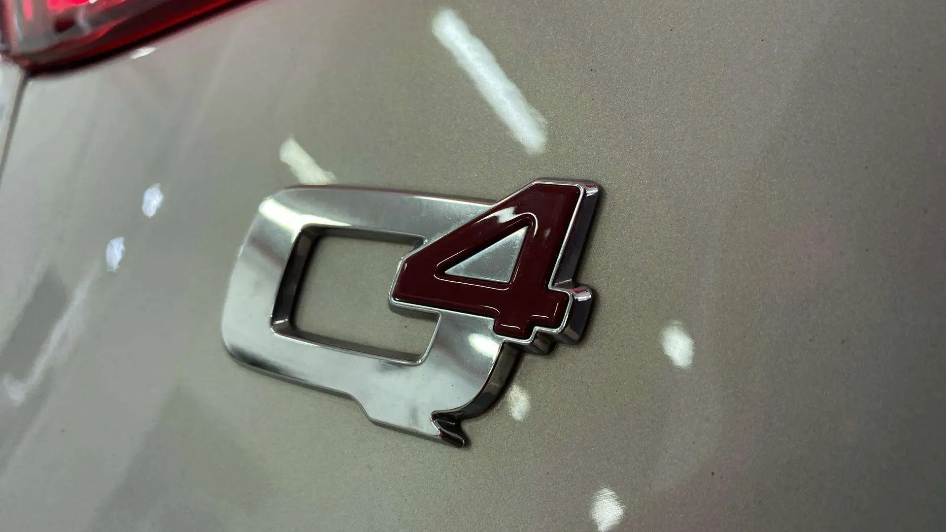 Alfa Romeo Stelvio 2.0 Gasolina Sprint Q4 - foto 34