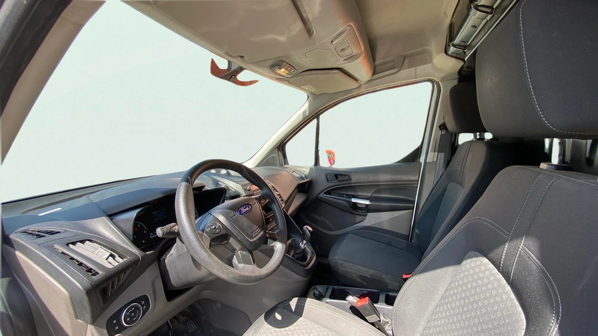Ford Transit Connect Kombi 1.5 TDCi Ambient 220 L1 (M1) - foto 10