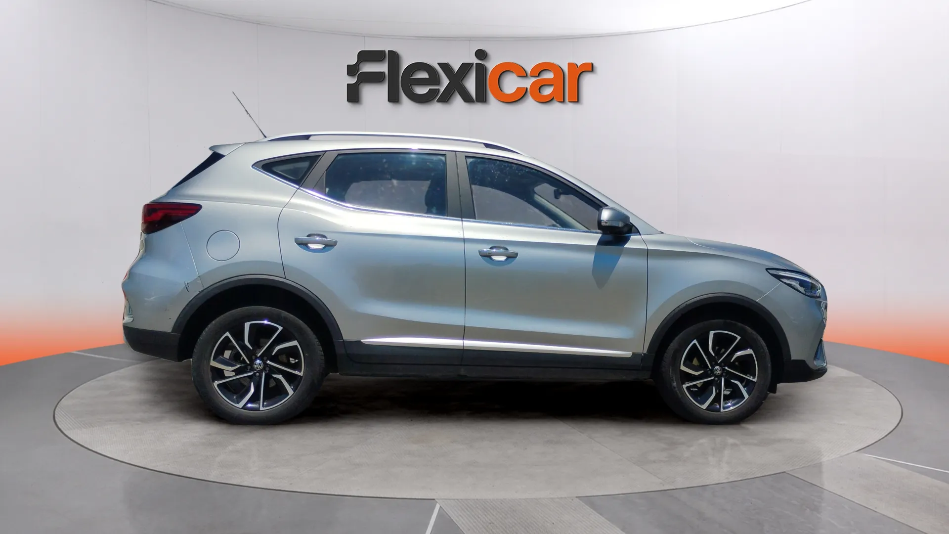 MG ZS 1.0T Luxury - foto 8